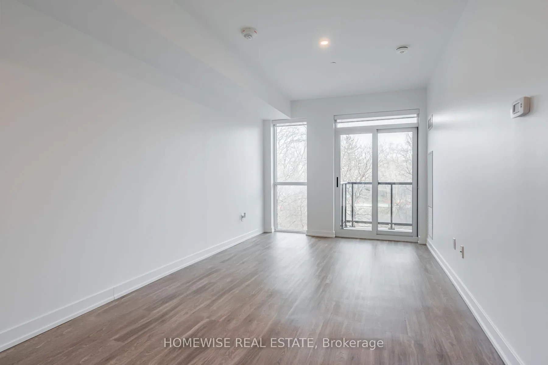 2475 Hurontario Street, #313