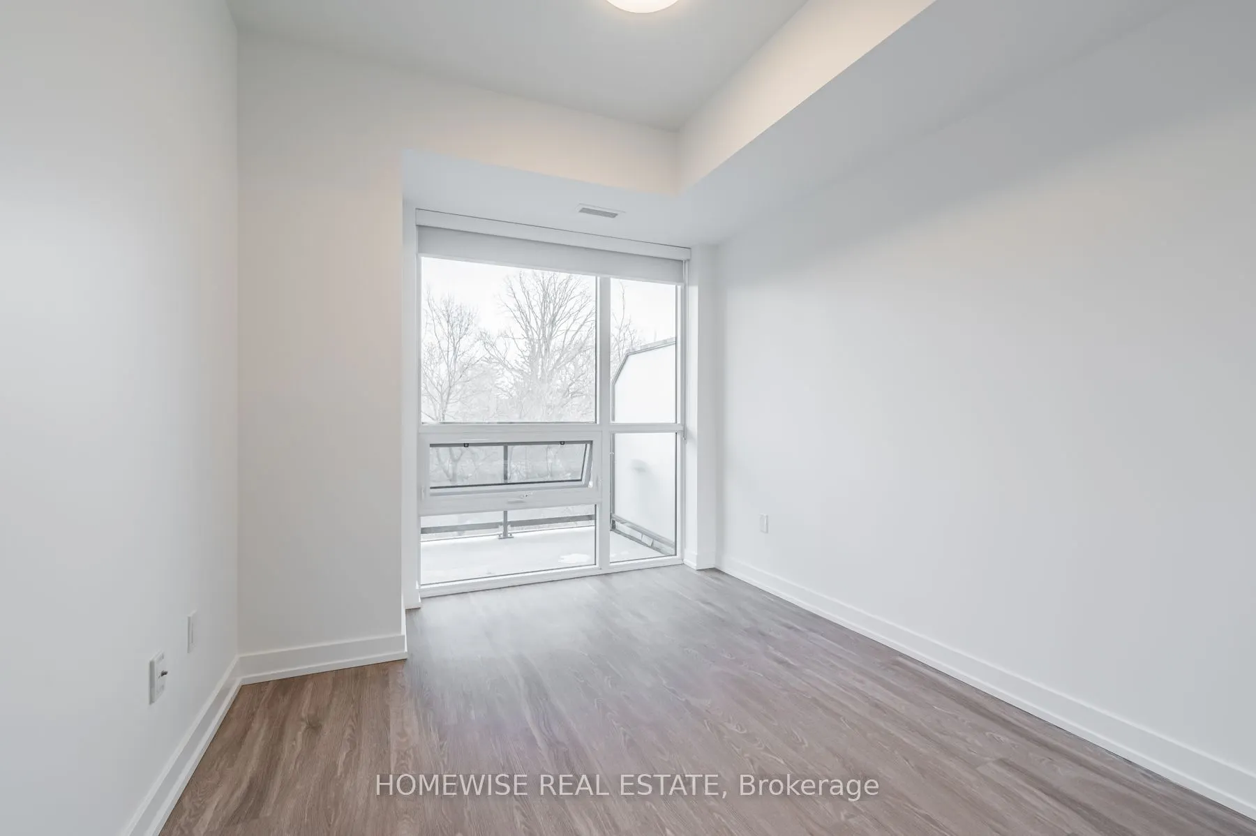 2475 Hurontario Street, #313