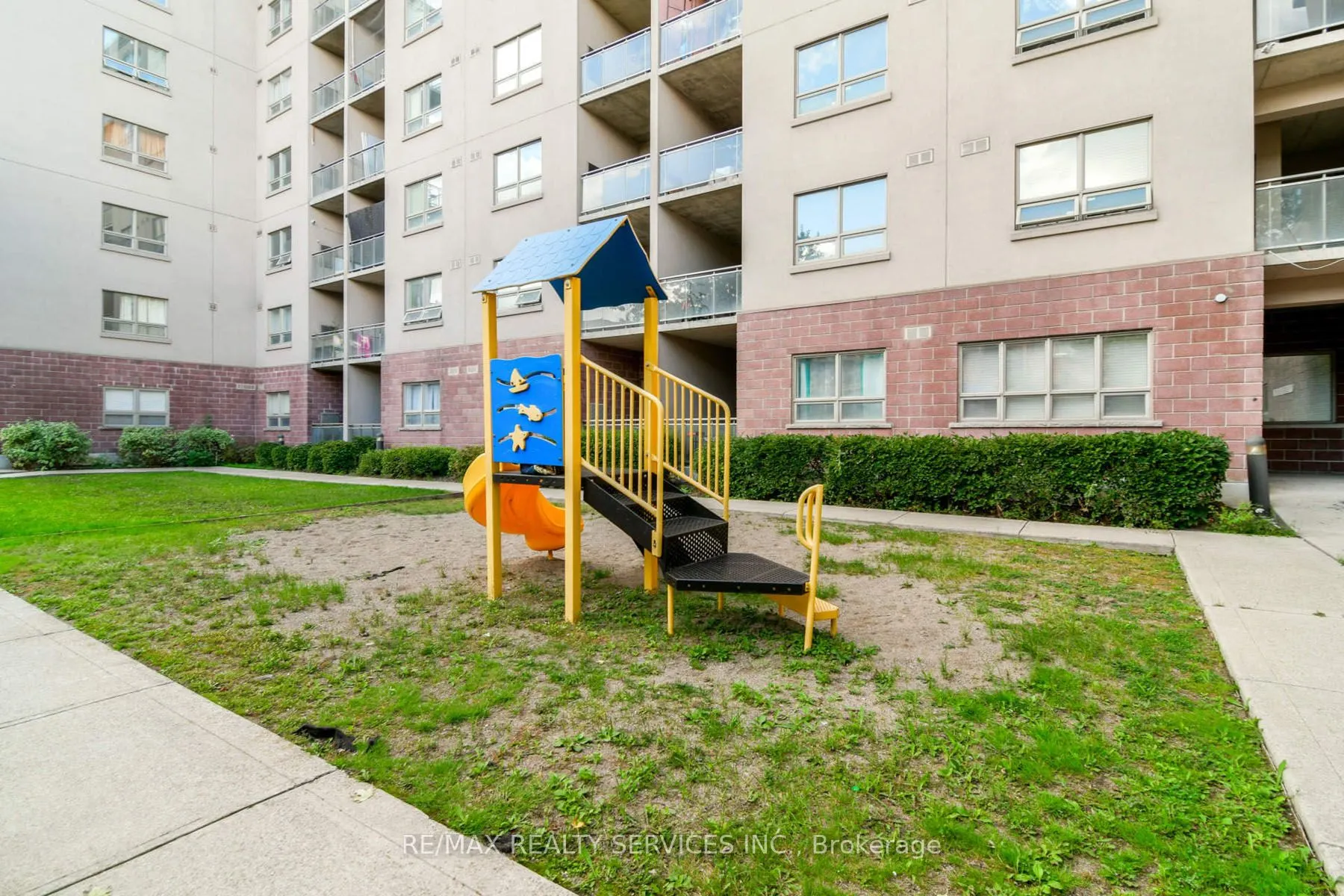 7405 Goreway Drive, #716