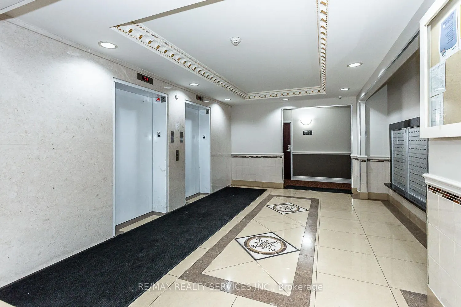 7405 Goreway Drive, #716