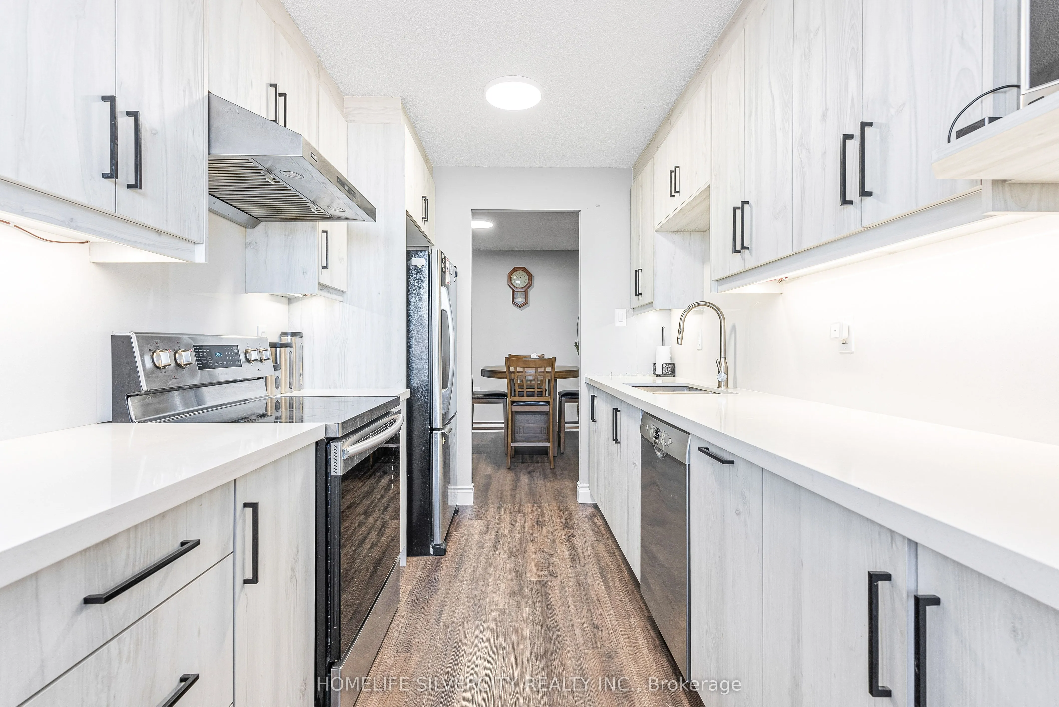 18 Knightsbridge Road, #2303