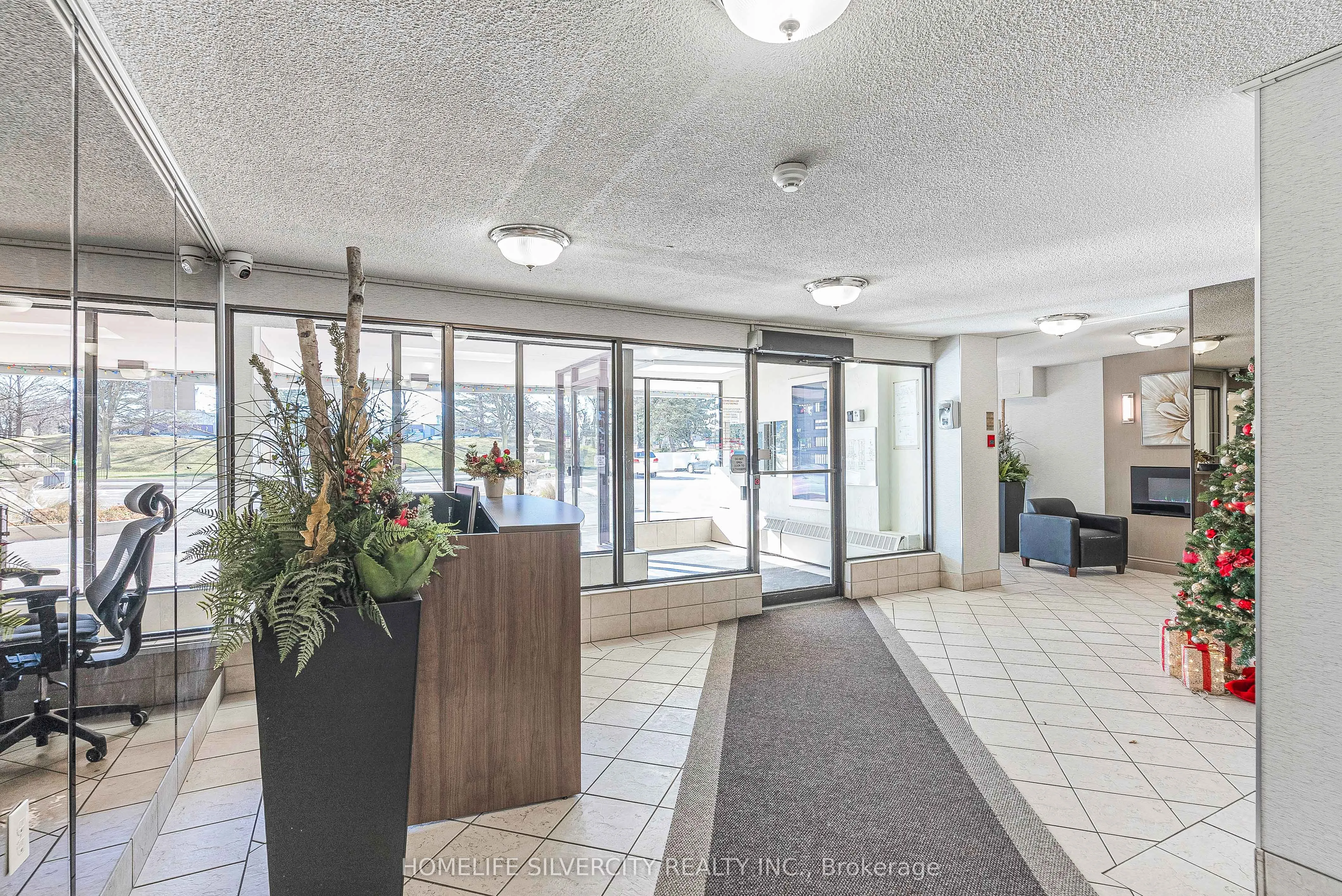 18 Knightsbridge Road, #2303