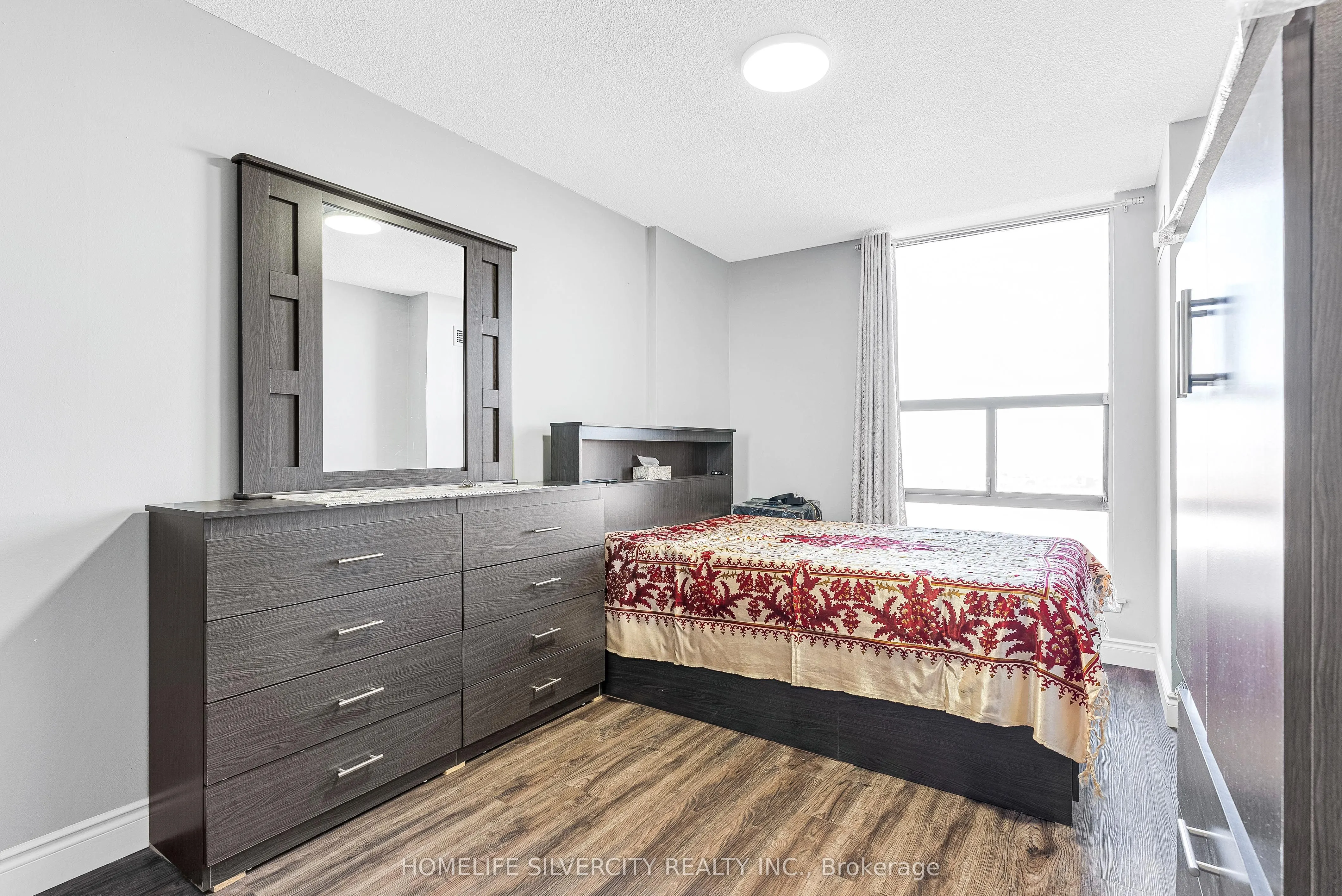 18 Knightsbridge Road, #2303