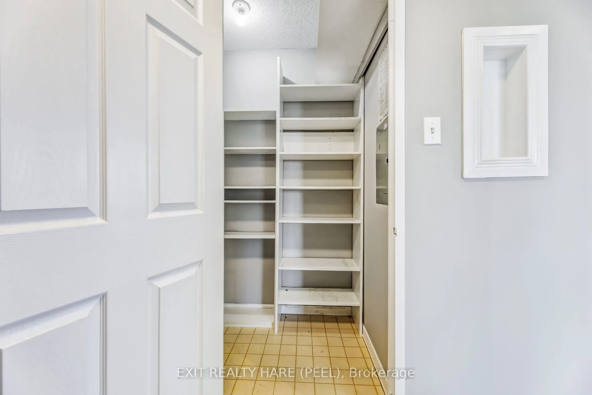26 Hanover Road, #1002