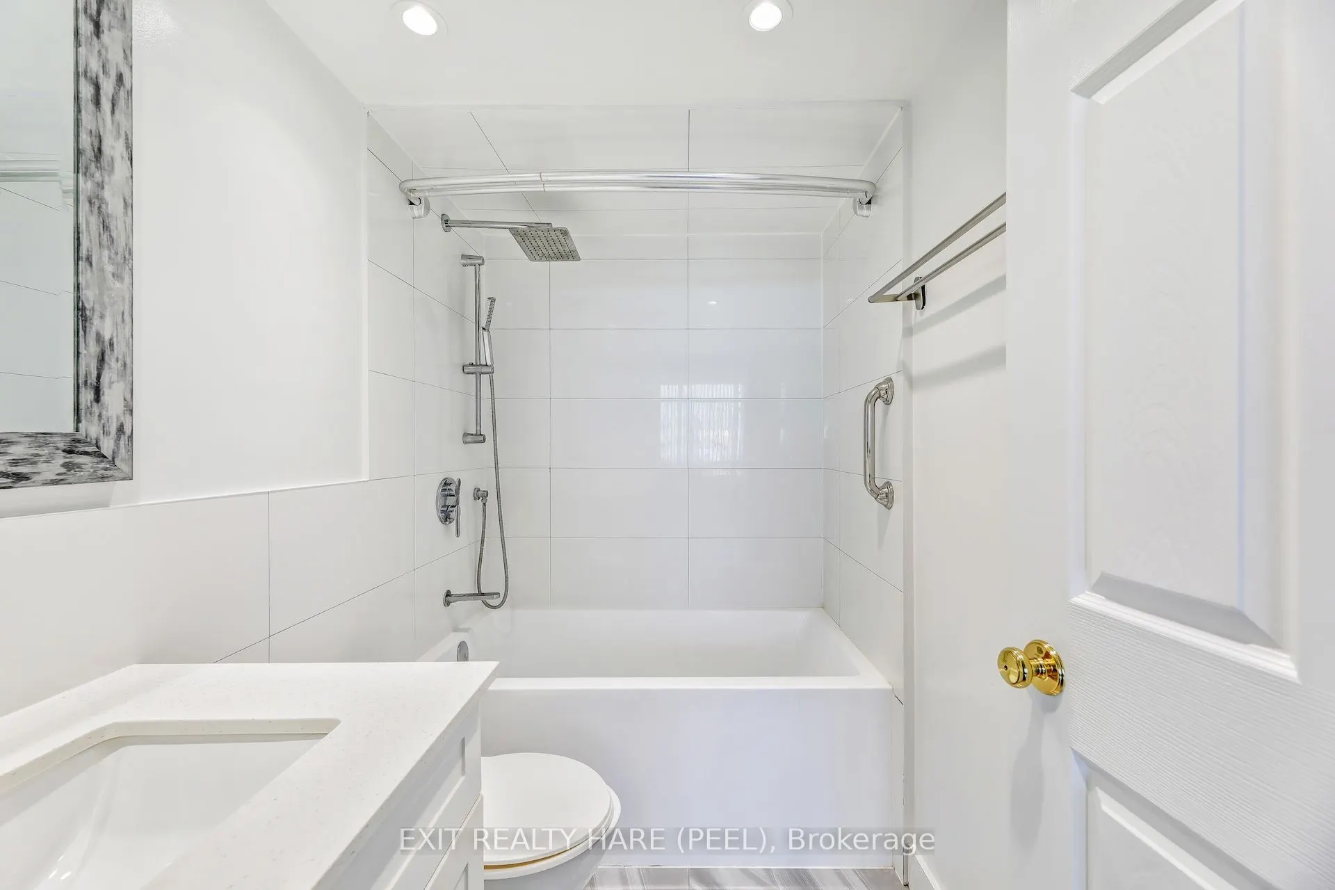 26 Hanover Road, #1002