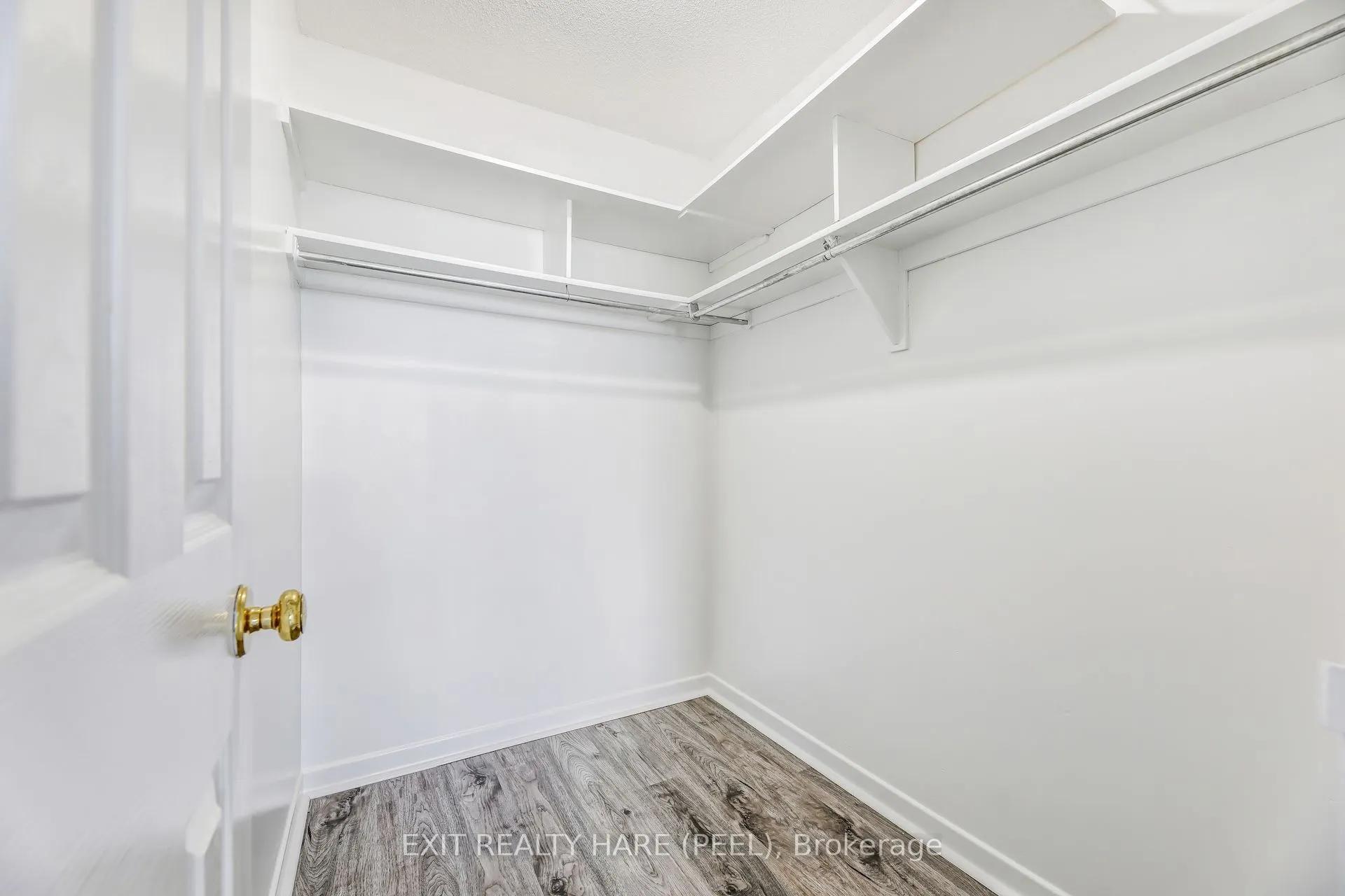 26 Hanover Road, #1002