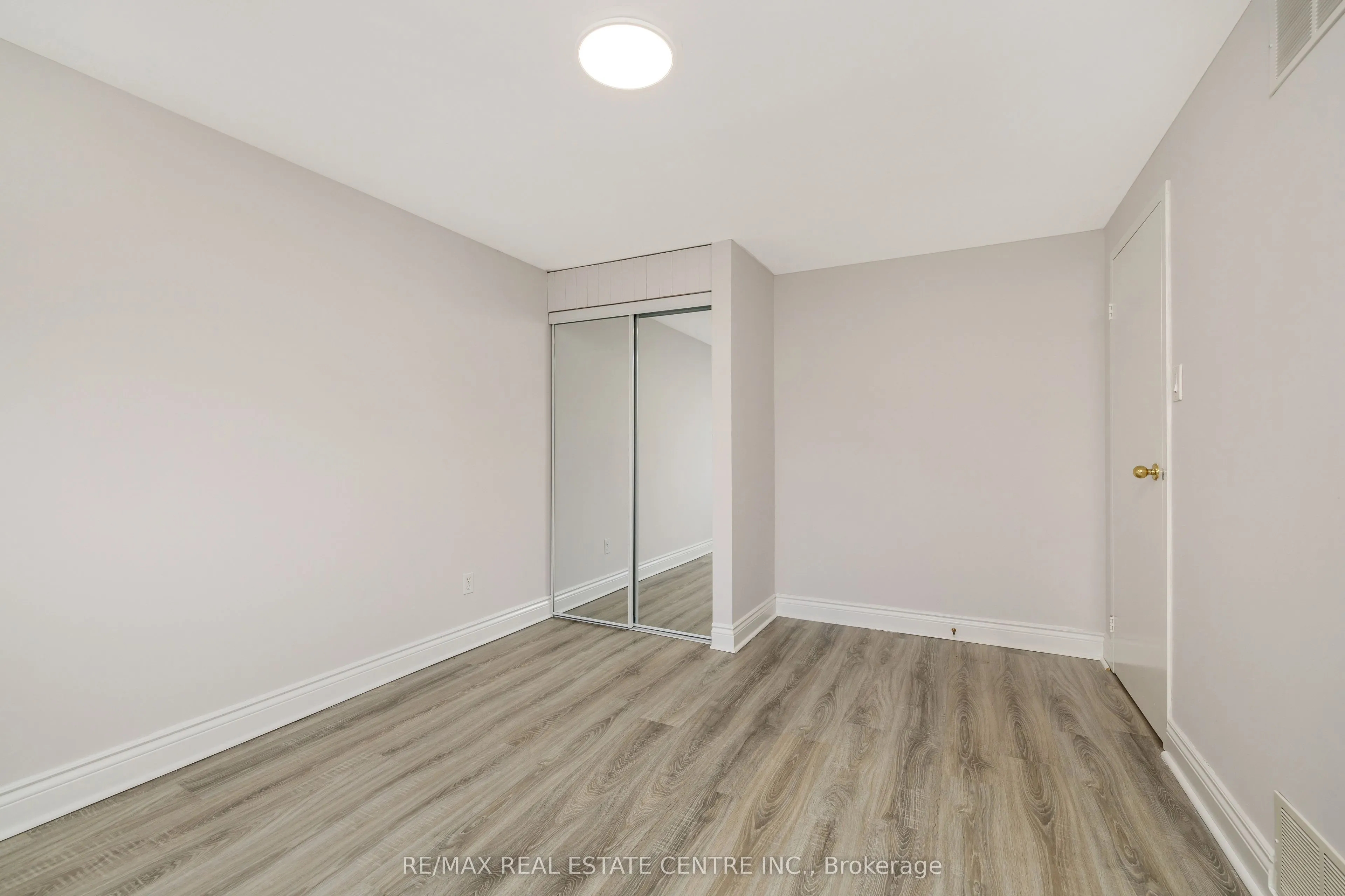 738 Briar Crescent