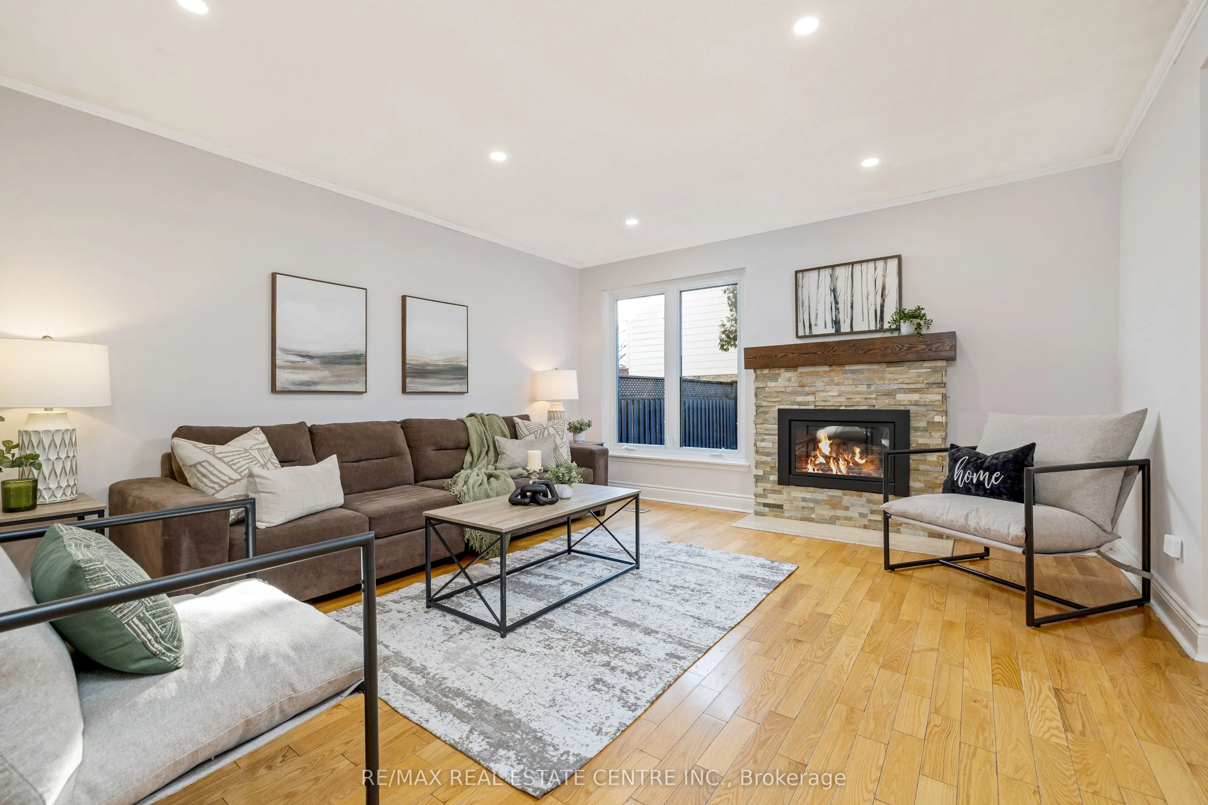 738 Briar Crescent
