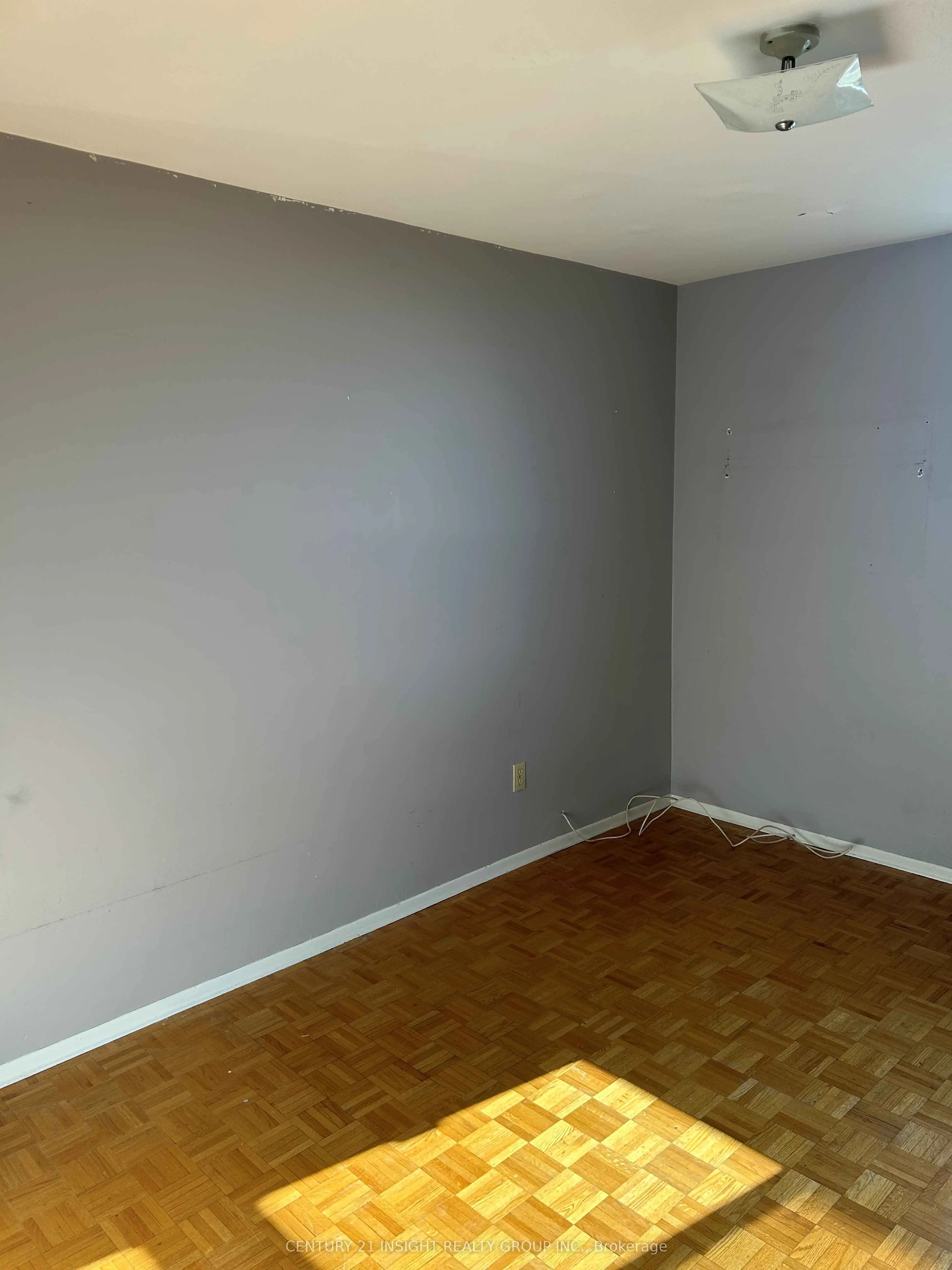 511 The West Mall Road, #1112