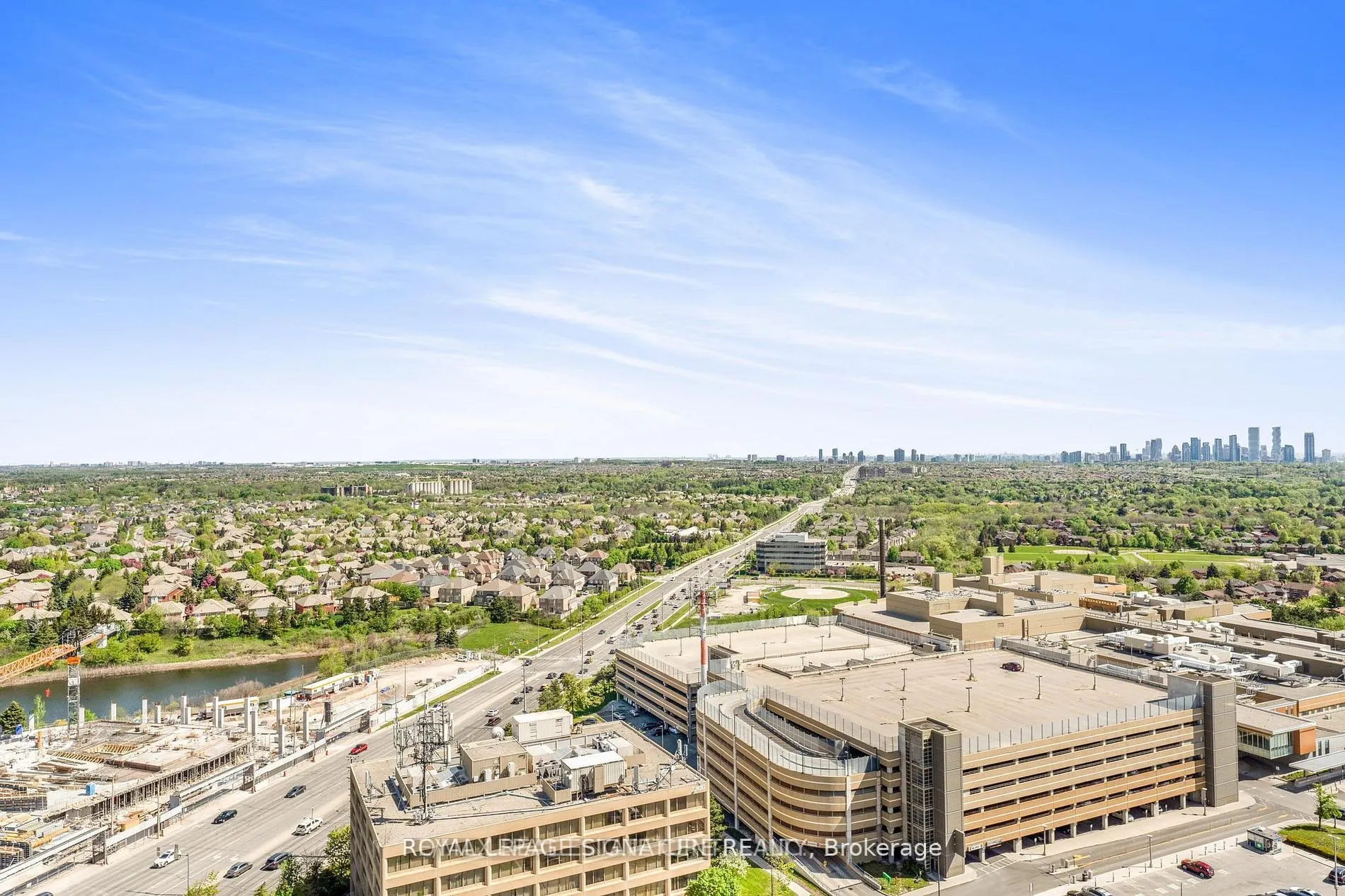 2520 Eglinton Avenue W, #1813
