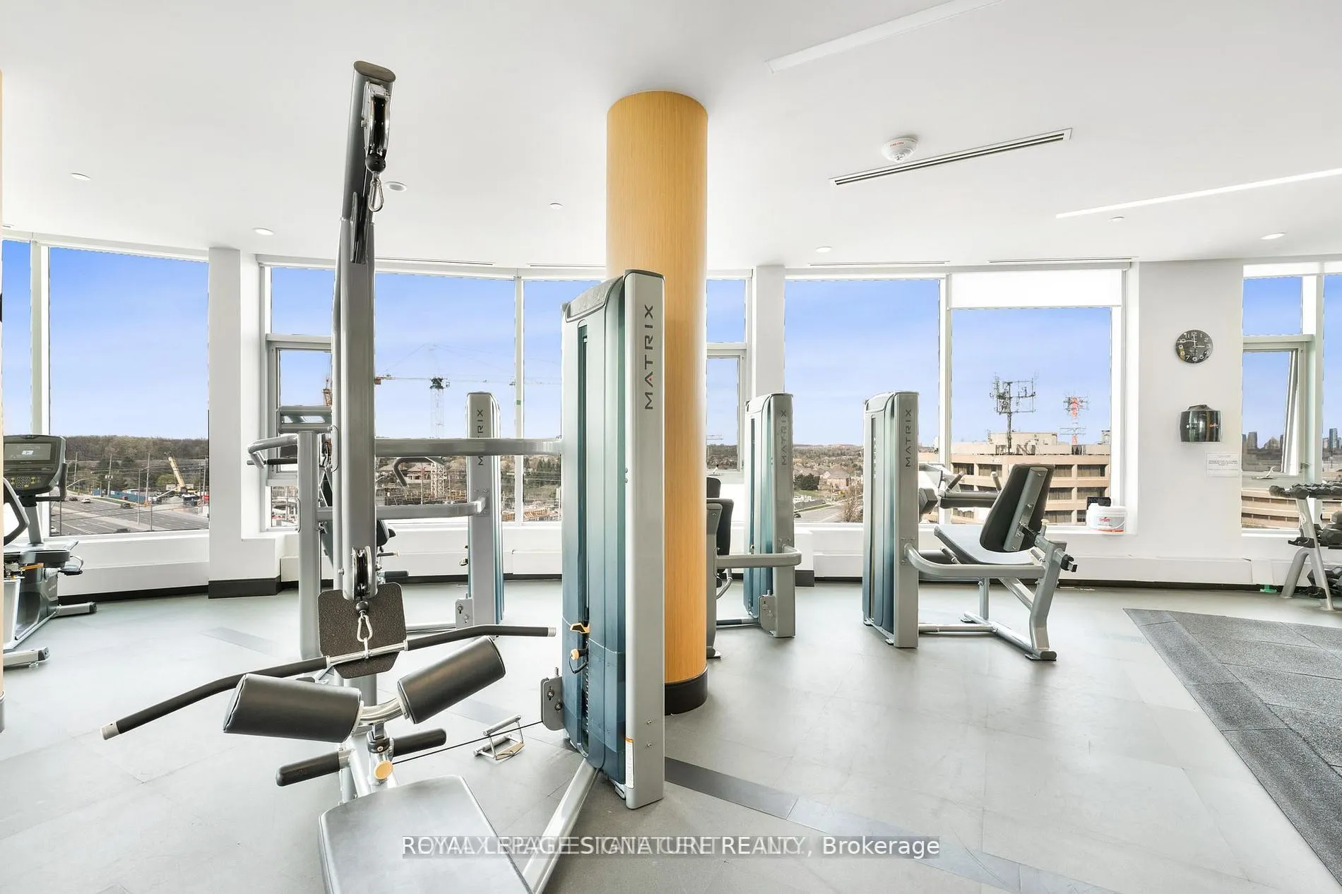 2520 Eglinton Avenue W, #1813