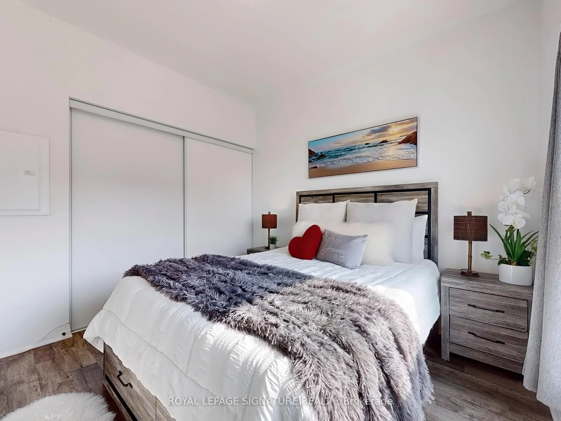 102 Grovewood Common, #405