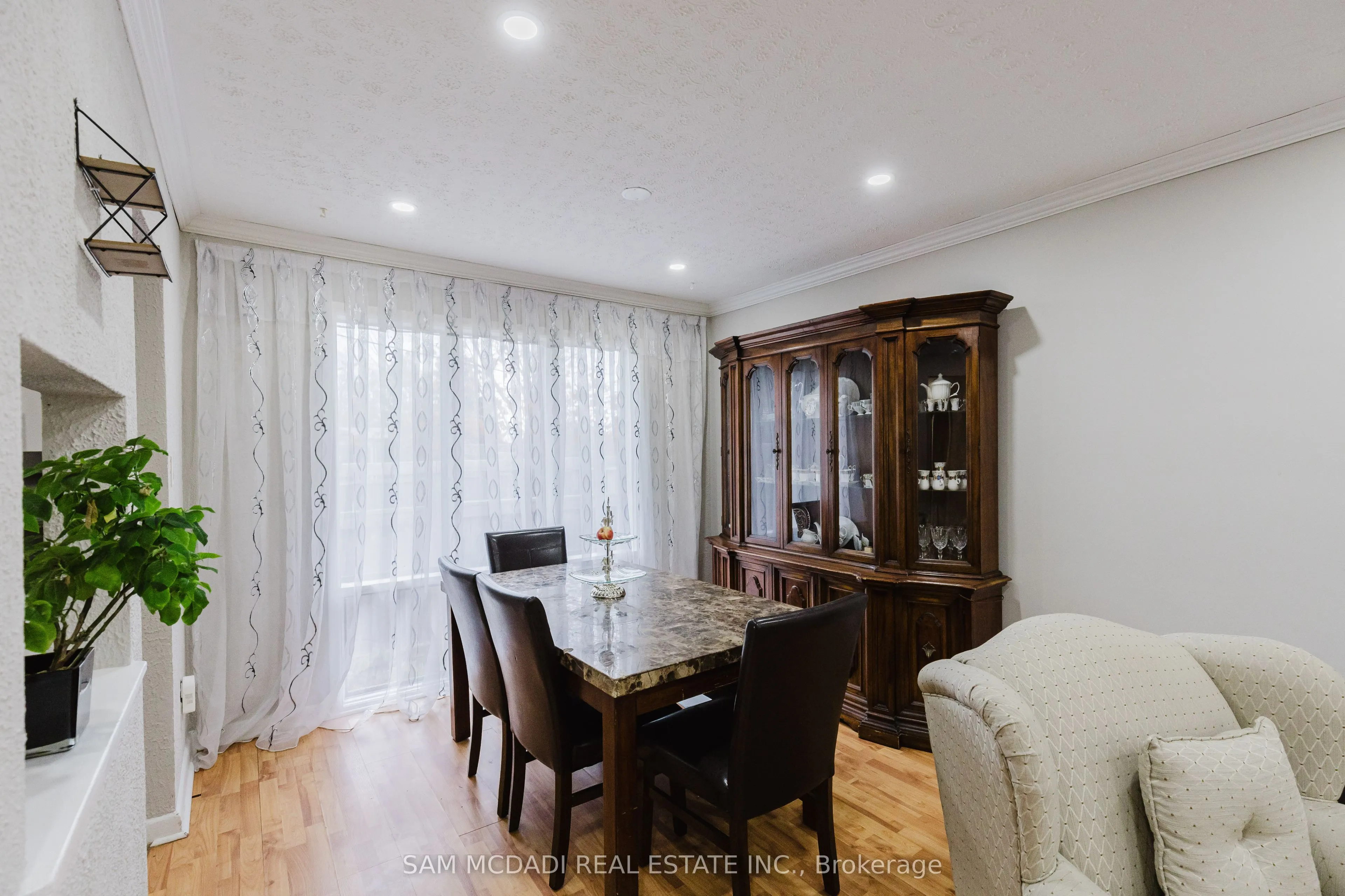473 Samford Place