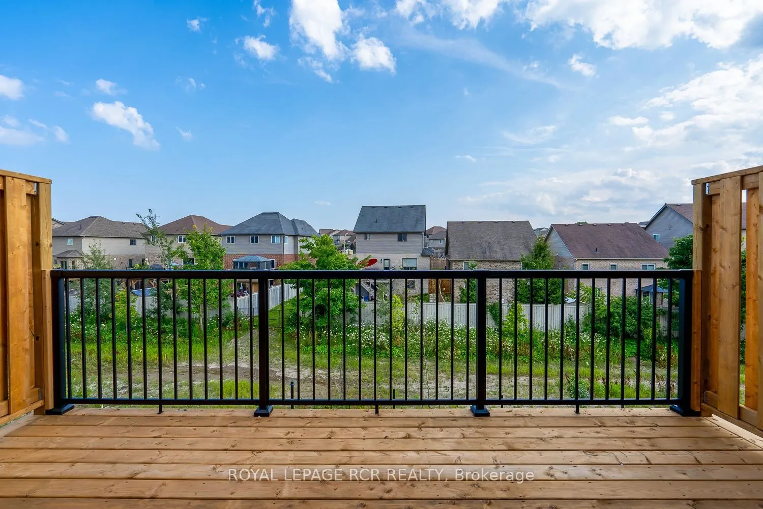 690 Broadway Avenue, #17