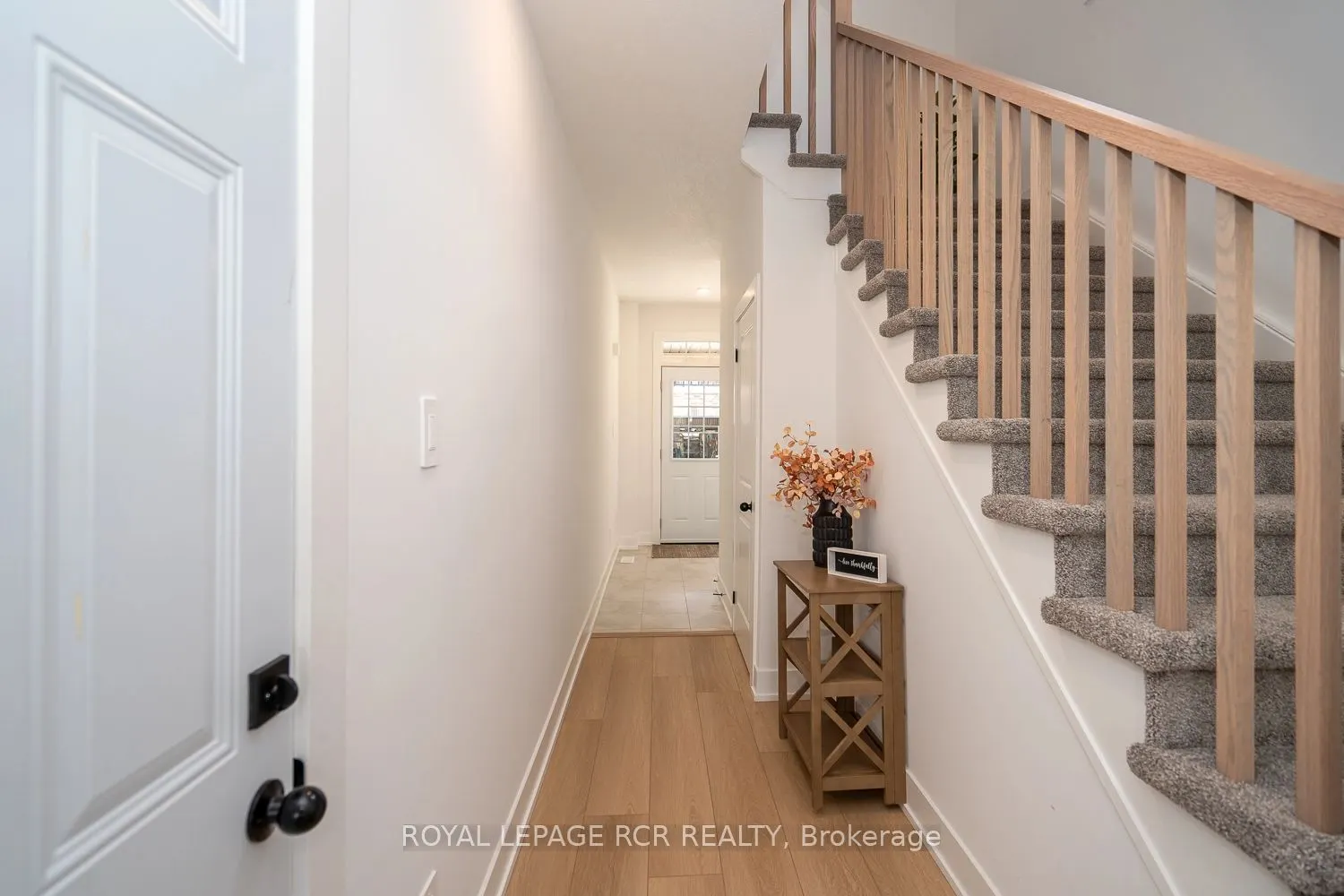 690 Broadway Avenue, #17