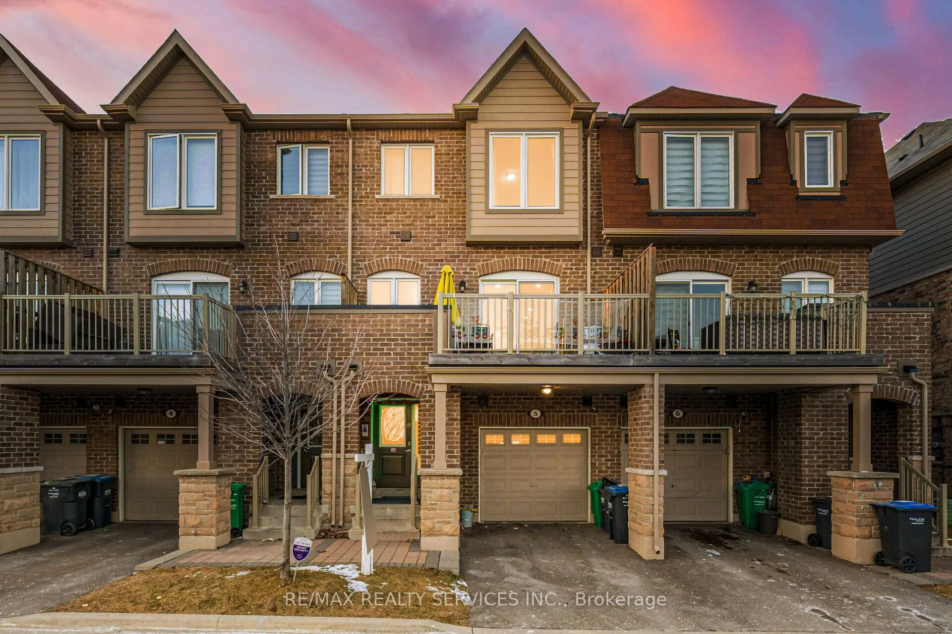 50 Edinburgh Drive, #5
