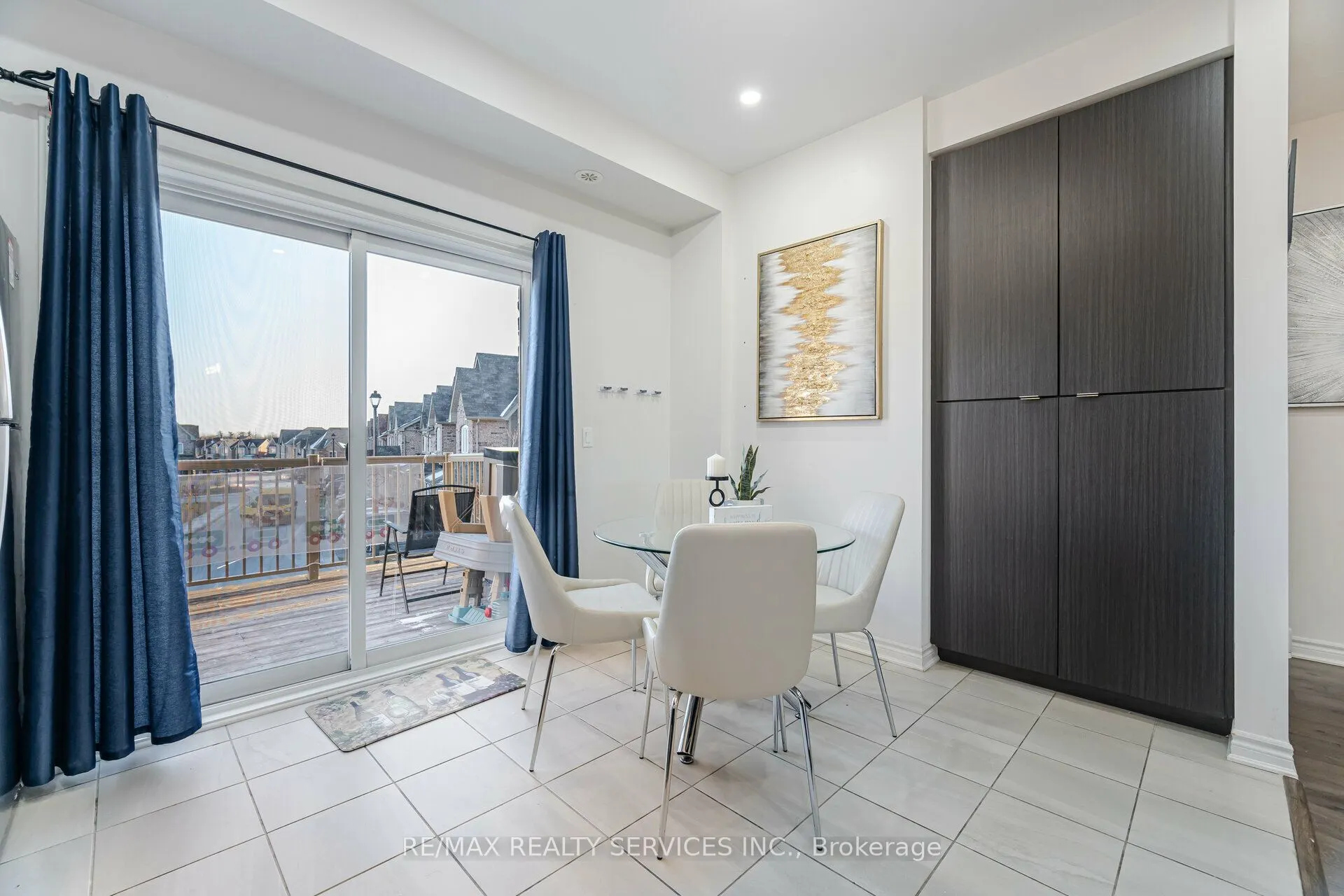 50 Edinburgh Drive, #5