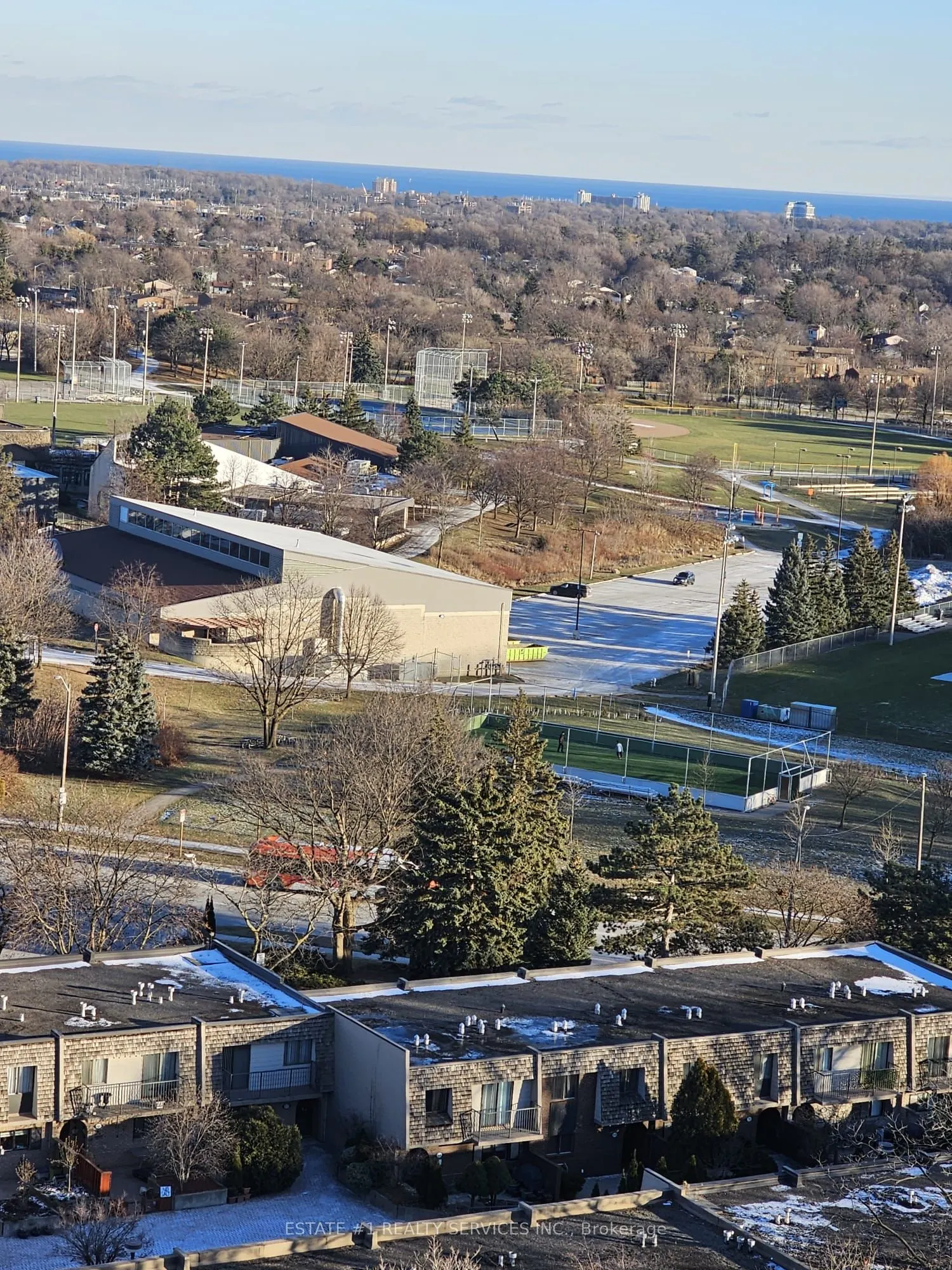 204 Burnhamthorpe Road E, #1410