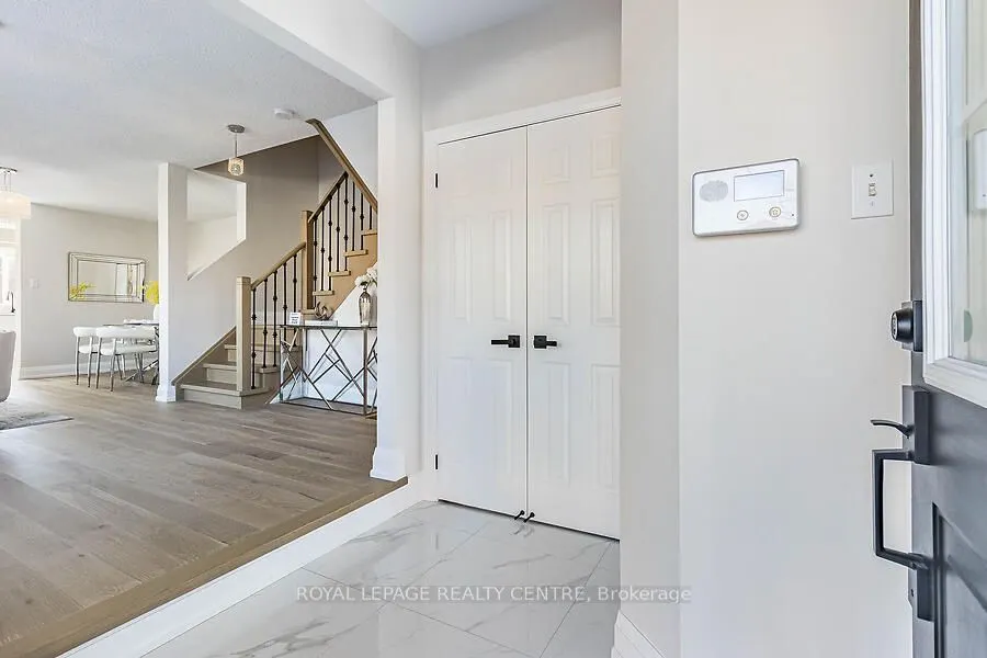 3 Lake Louise Drive