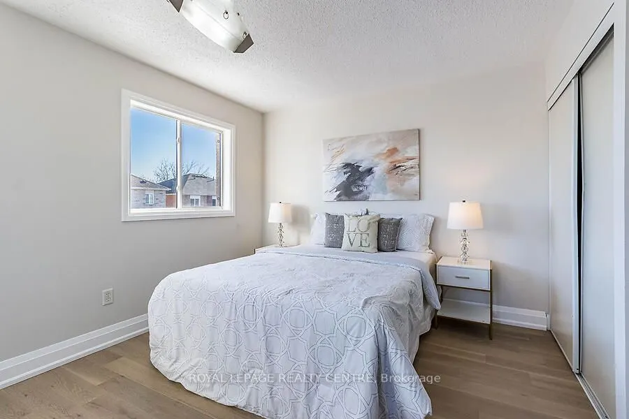 3 Lake Louise Drive