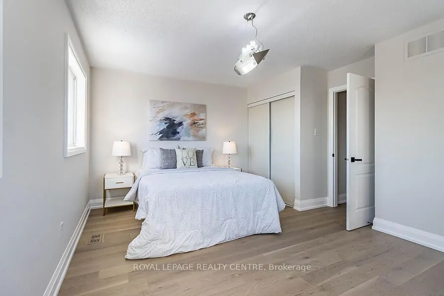 3 Lake Louise Drive