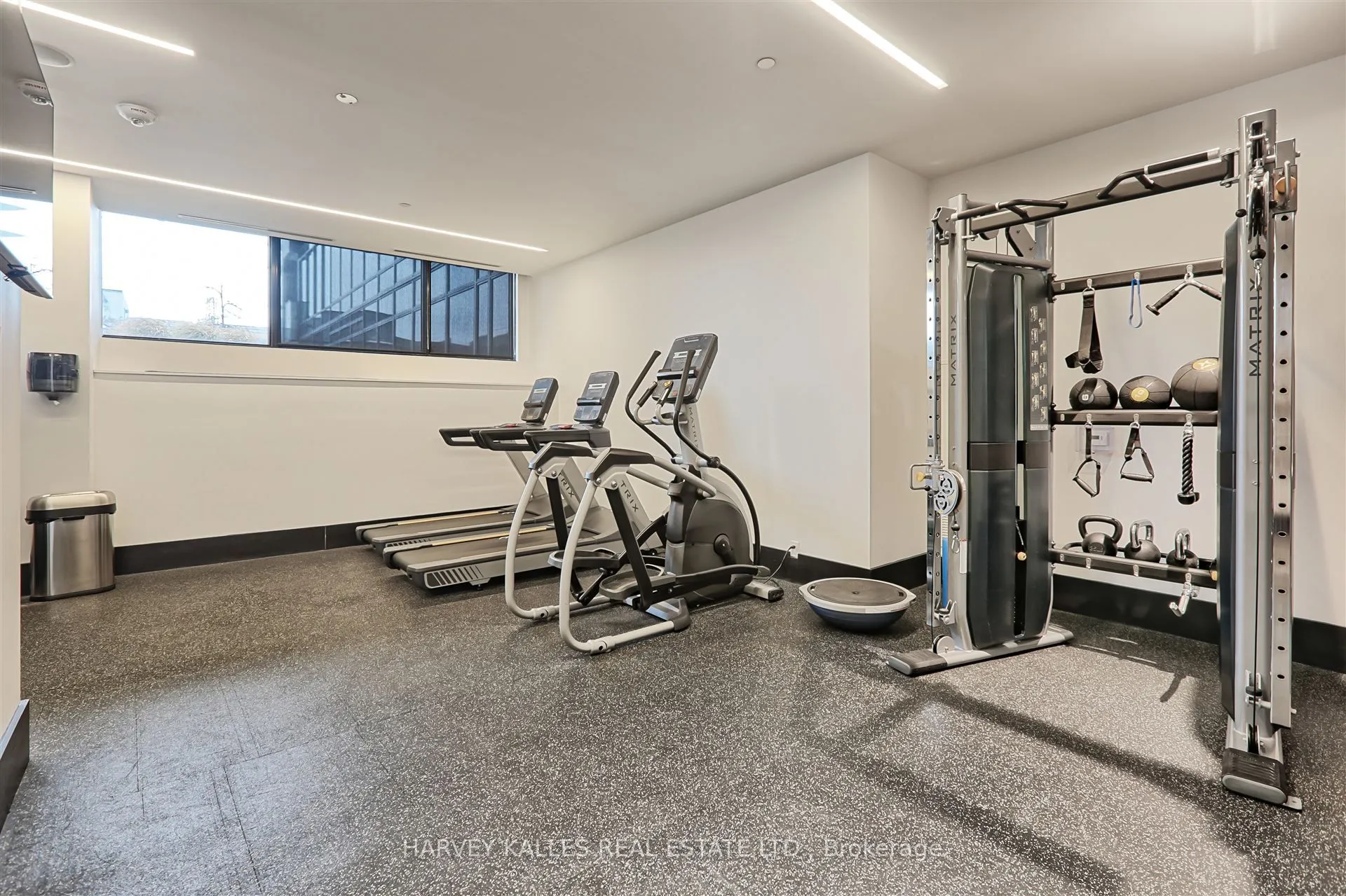 4208 Dundas Street W #412