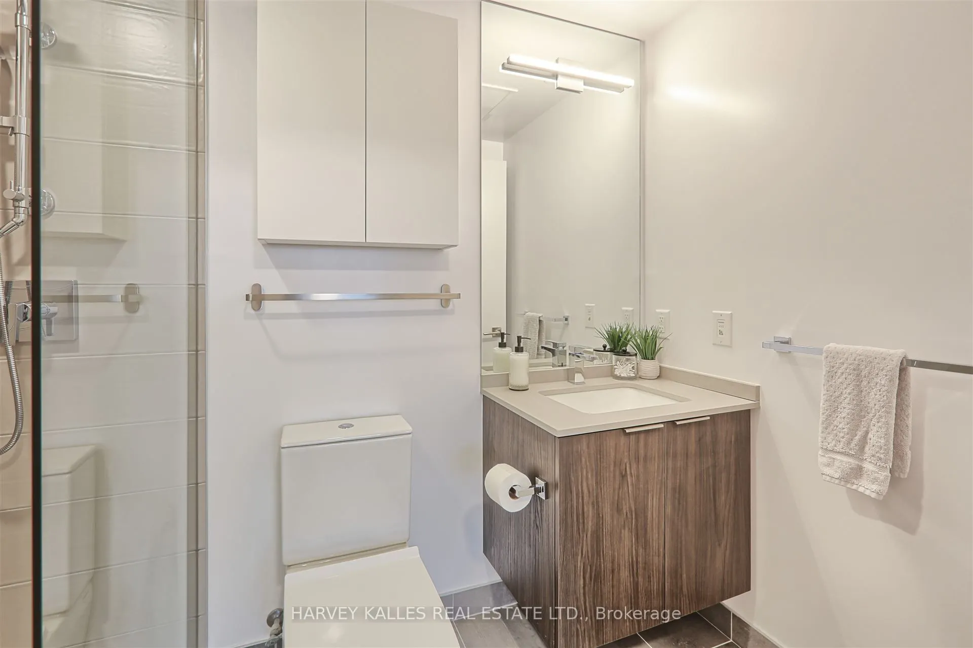 4208 Dundas Street W #412