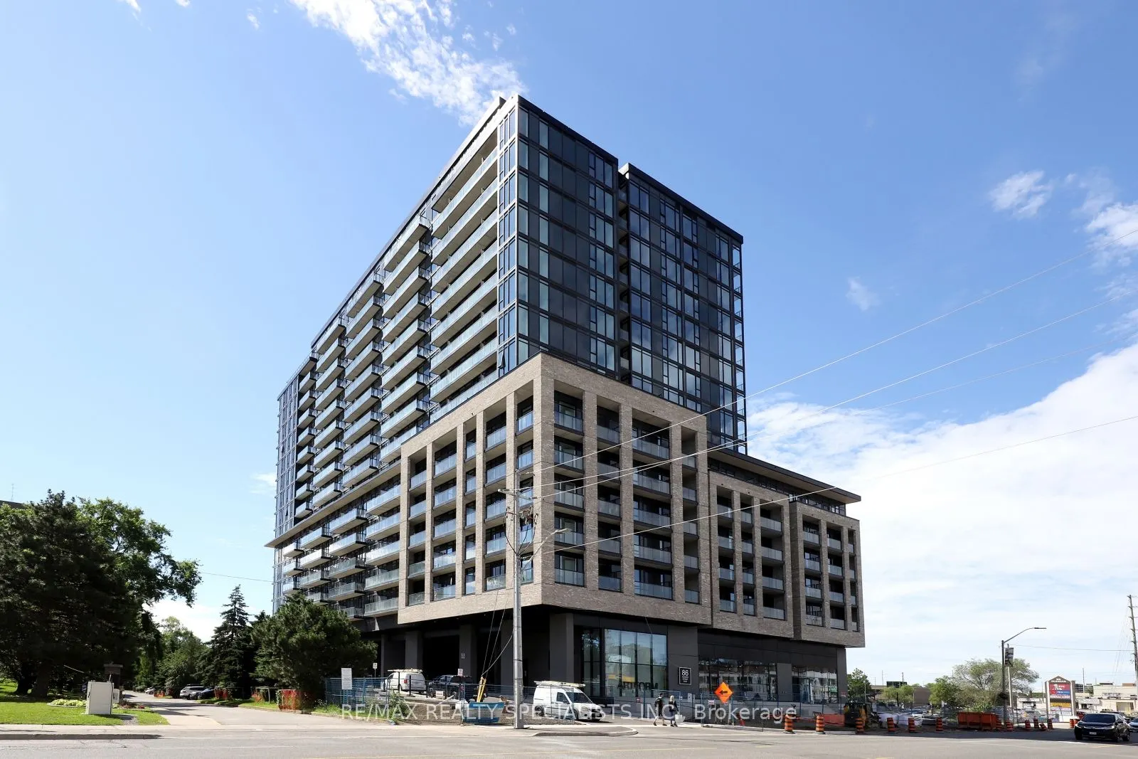 86 Dundas Street E, #617