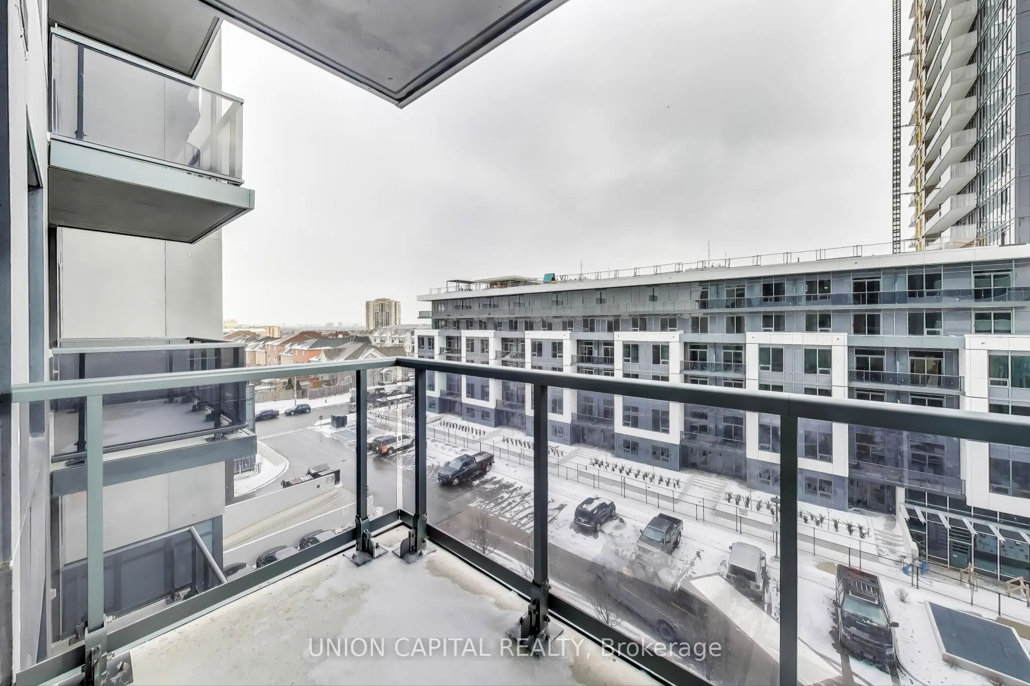 8 Nahani Way, #619
