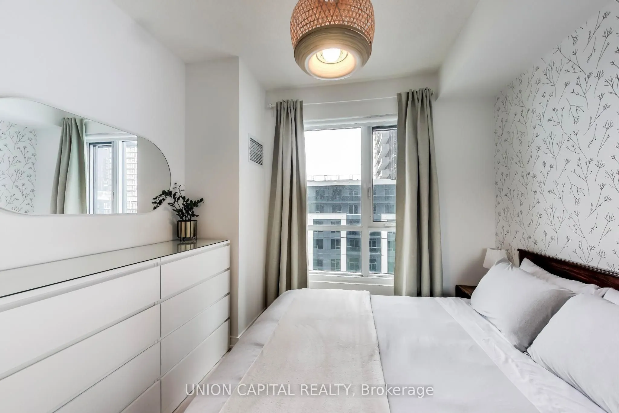 8 Nahani Way, #619