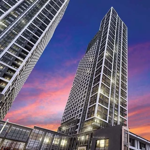 9 Mabelle Avenue, #2320