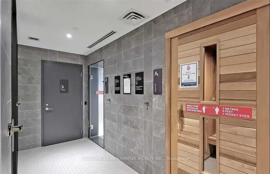 9 Mabelle Avenue, #2320