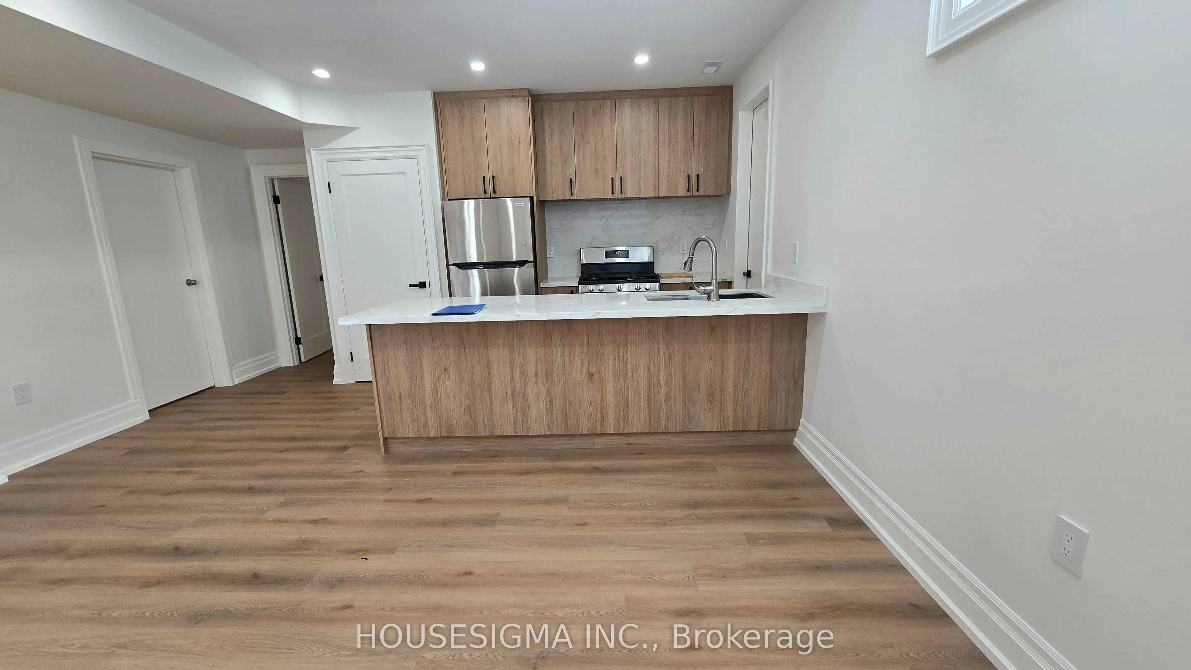 741 Balmoral Drive, #Basemnt