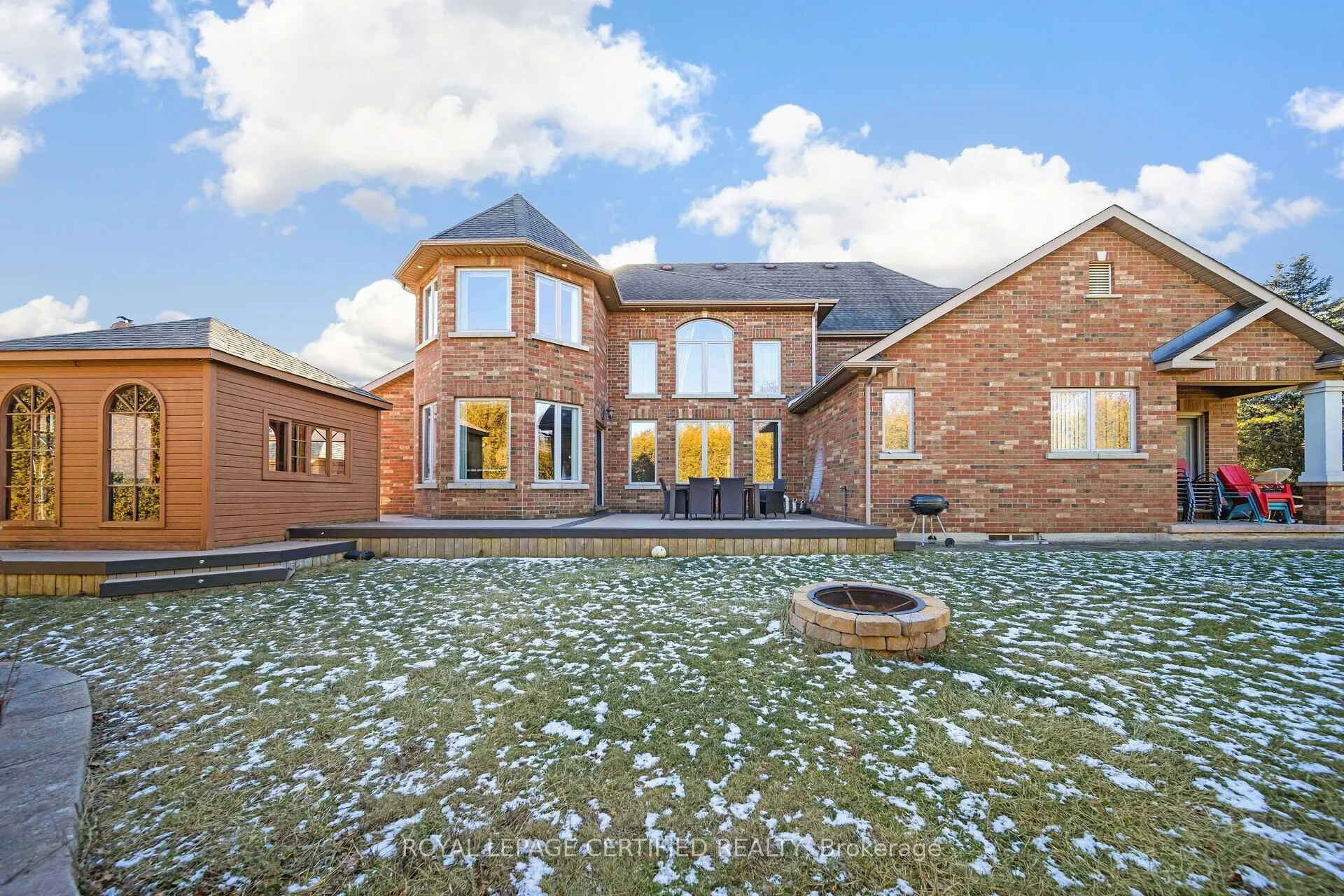 2489 Olinda Court