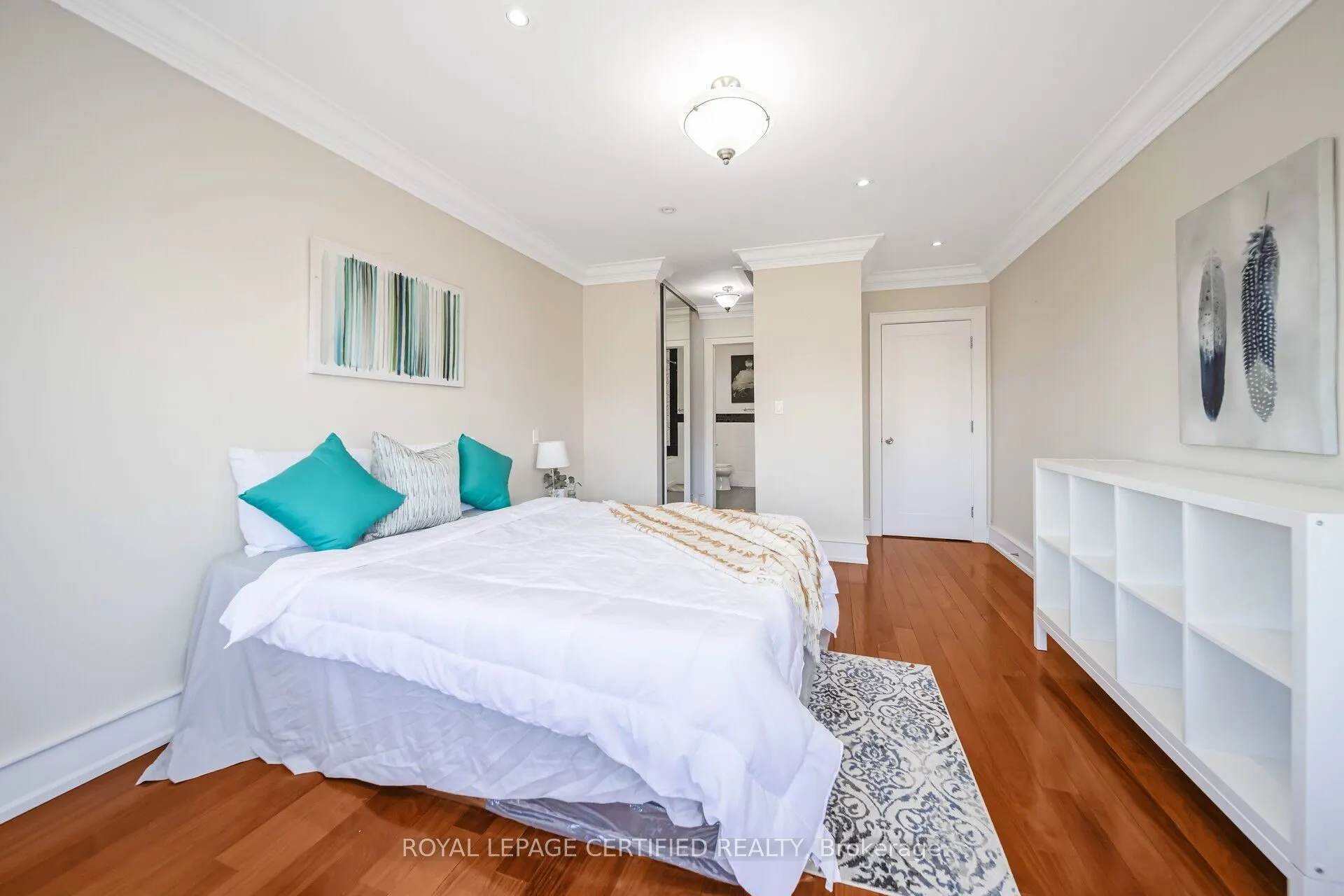2489 Olinda Court