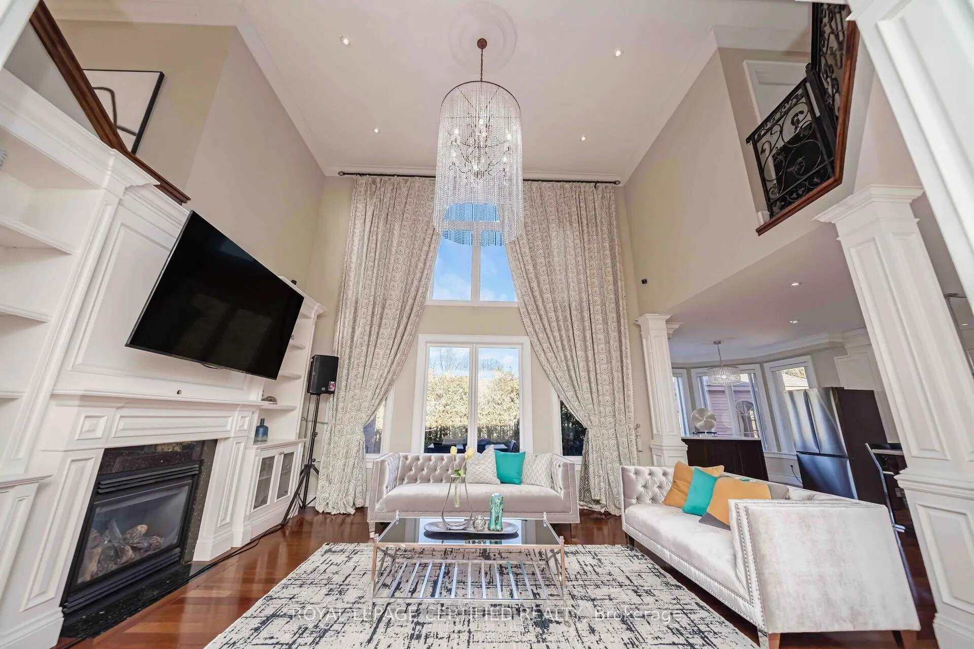 2489 Olinda Court