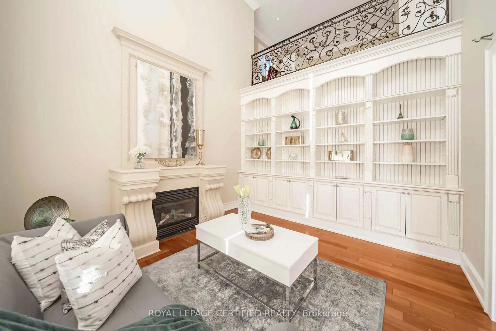 2489 Olinda Court