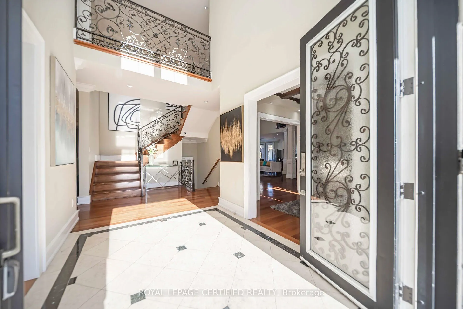 2489 Olinda Court