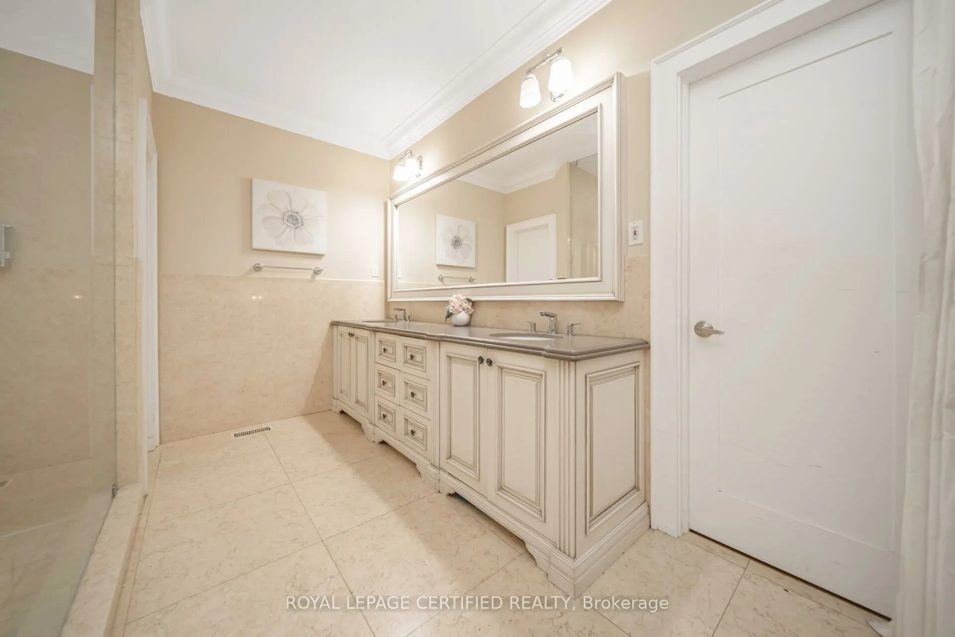 2489 Olinda Court