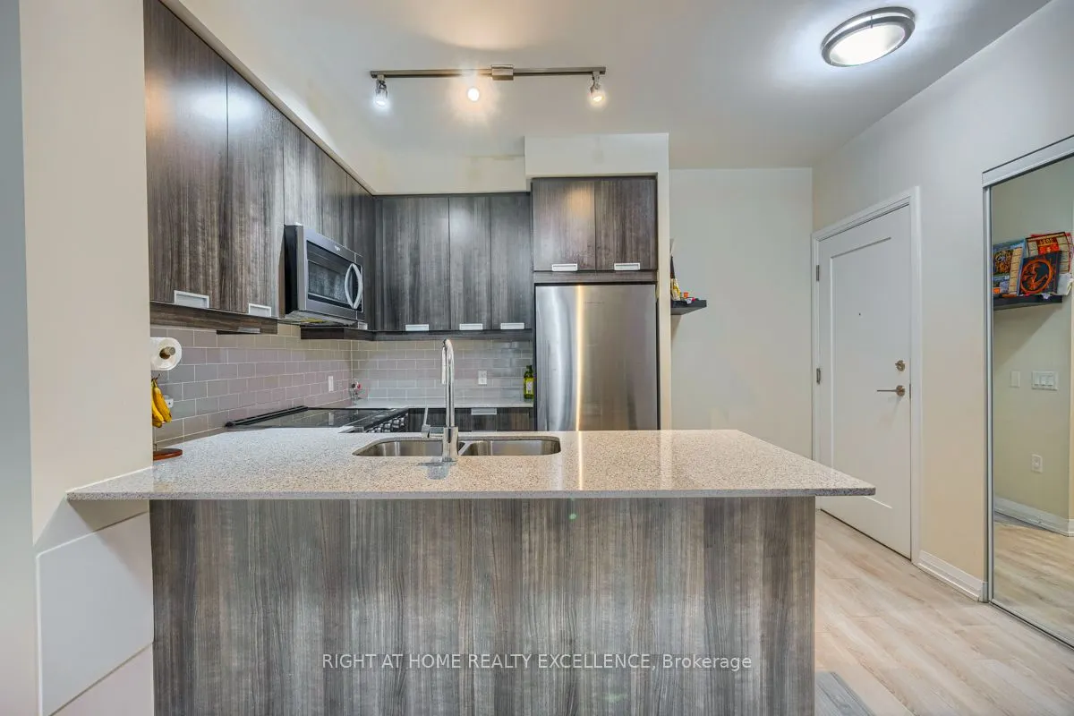 65 Watergarden Drive #201