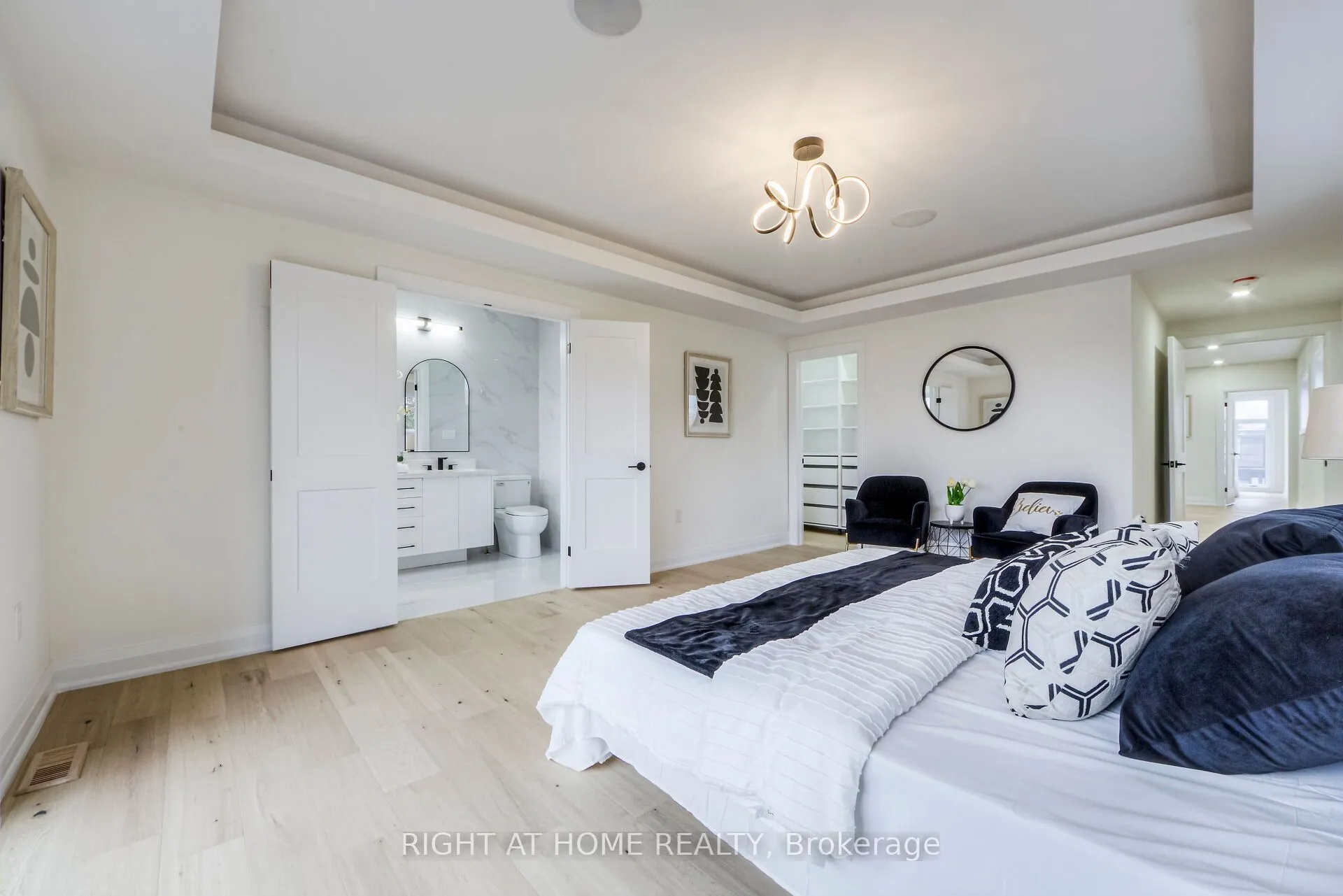 768 Montbeck Crescent