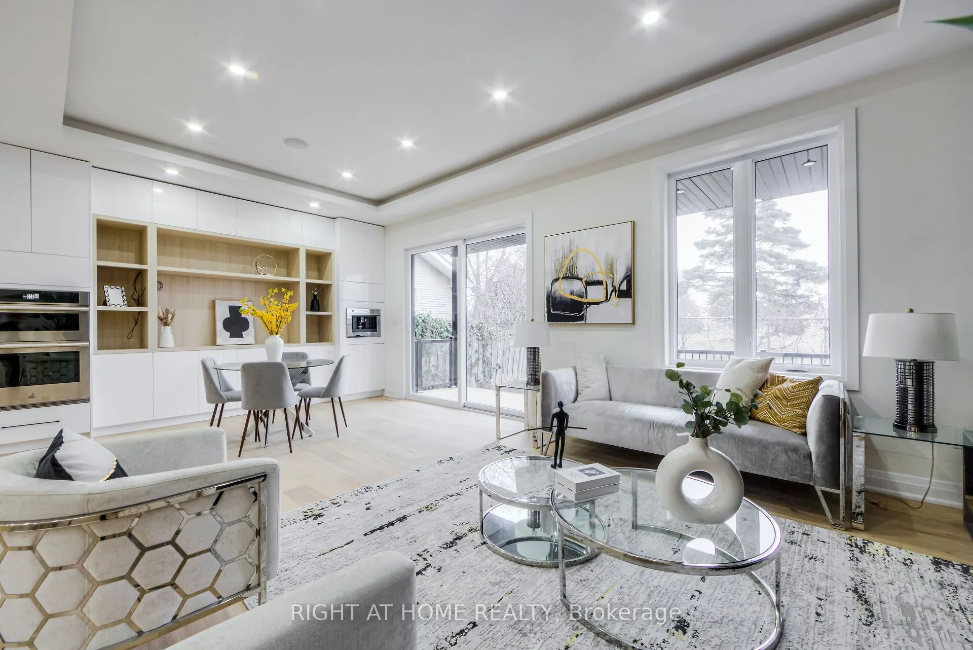 768 Montbeck Crescent