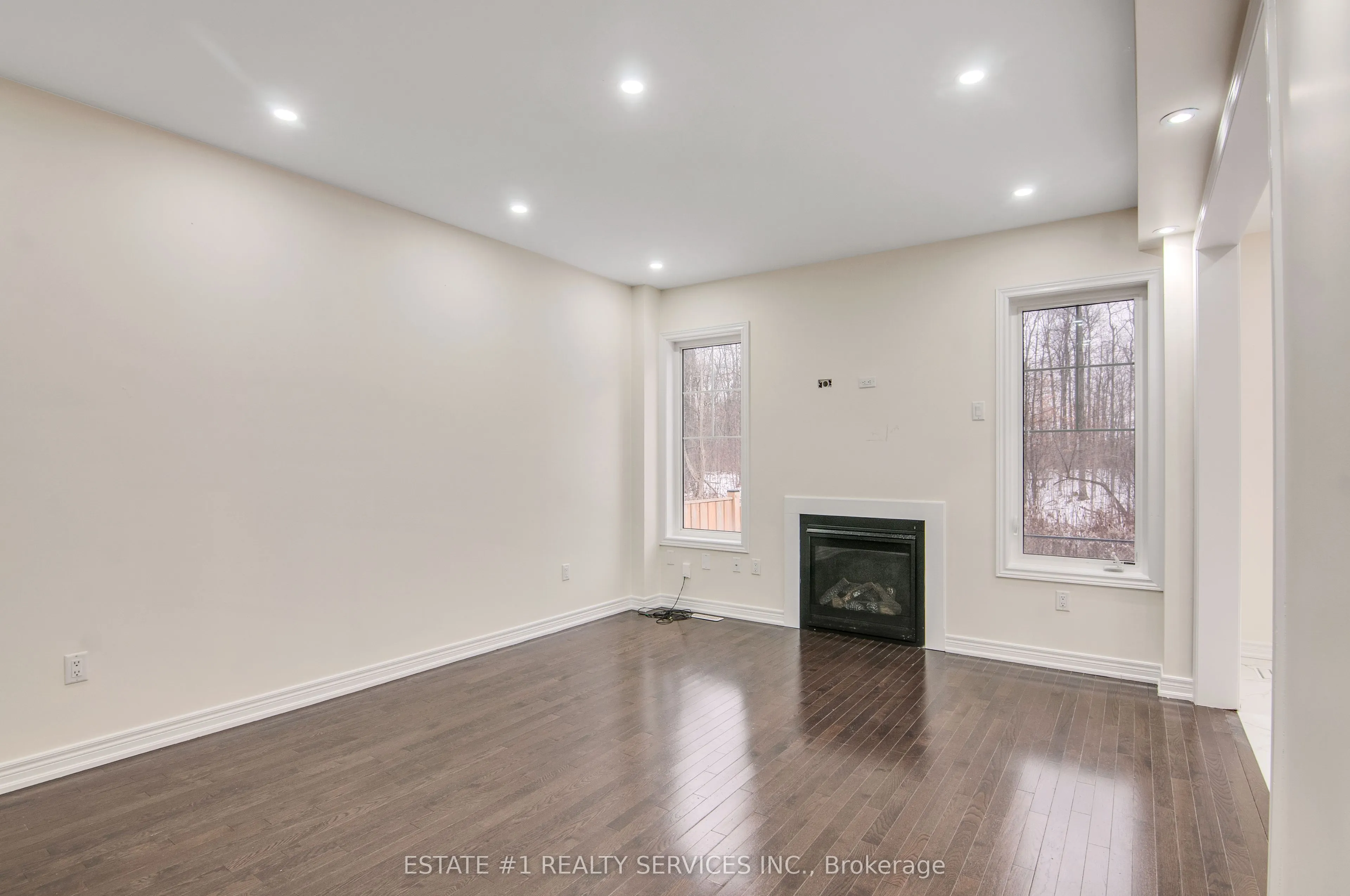 52 Haverstock Crescent