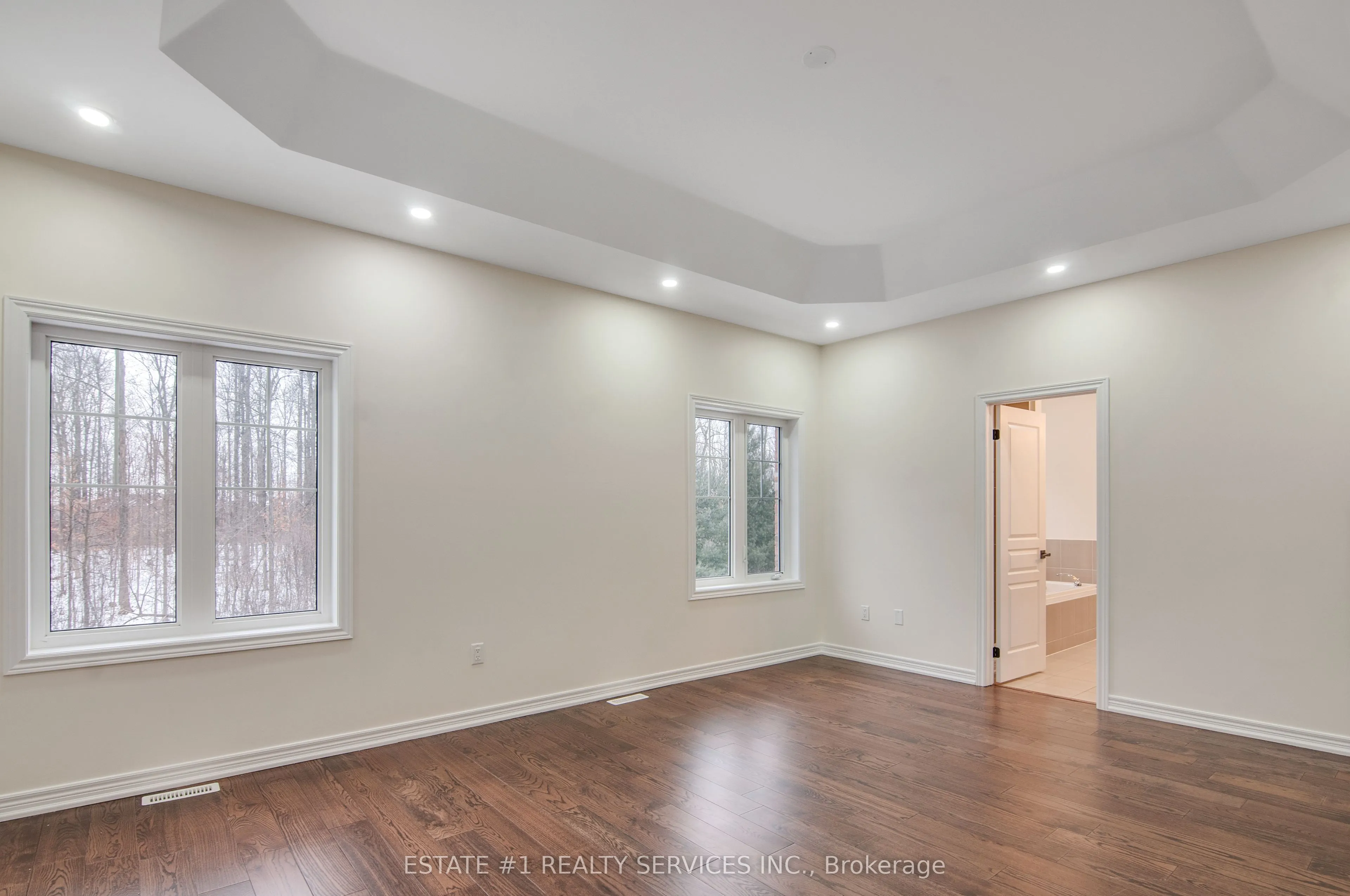 52 Haverstock Crescent