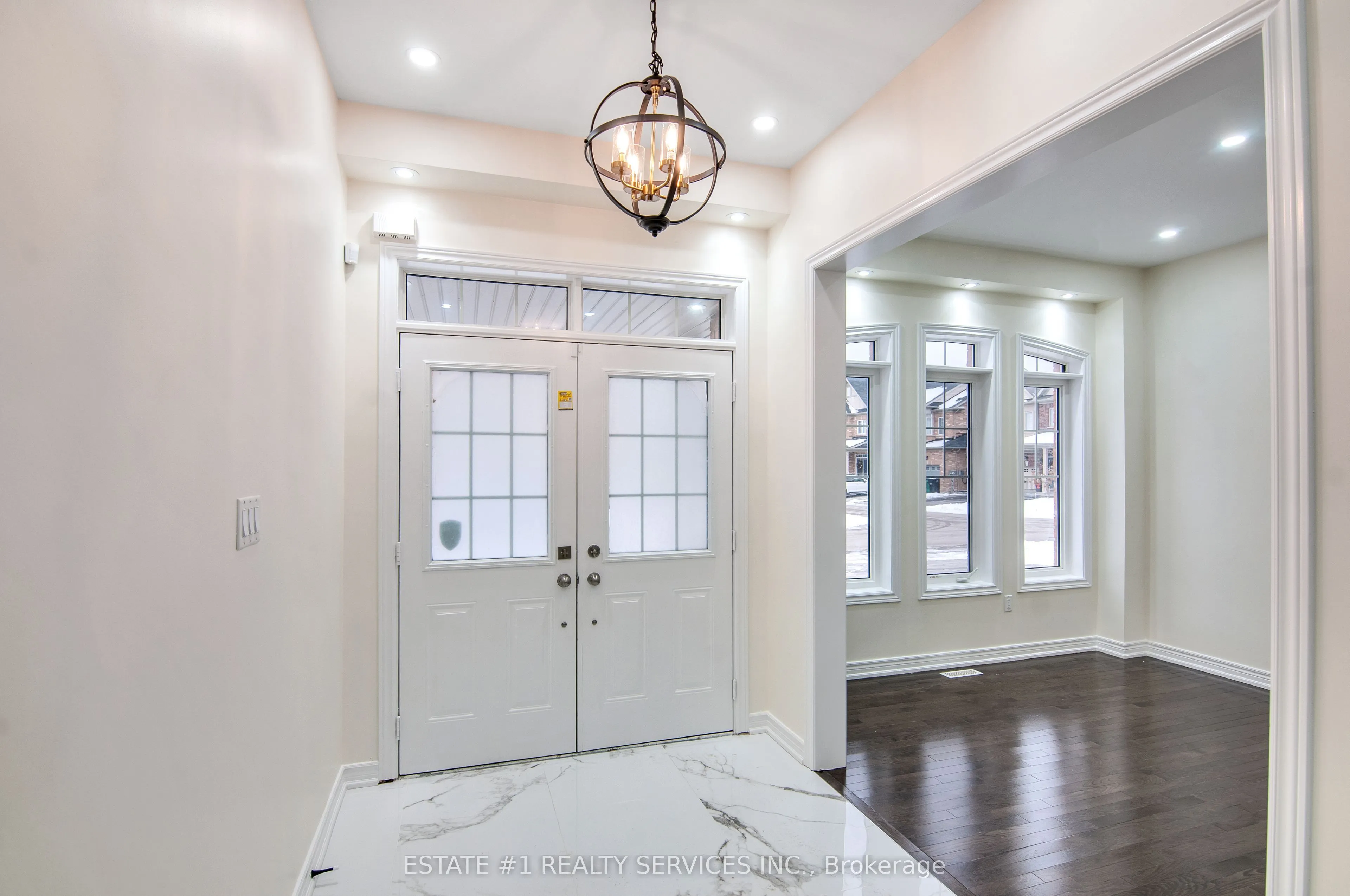 52 Haverstock Crescent