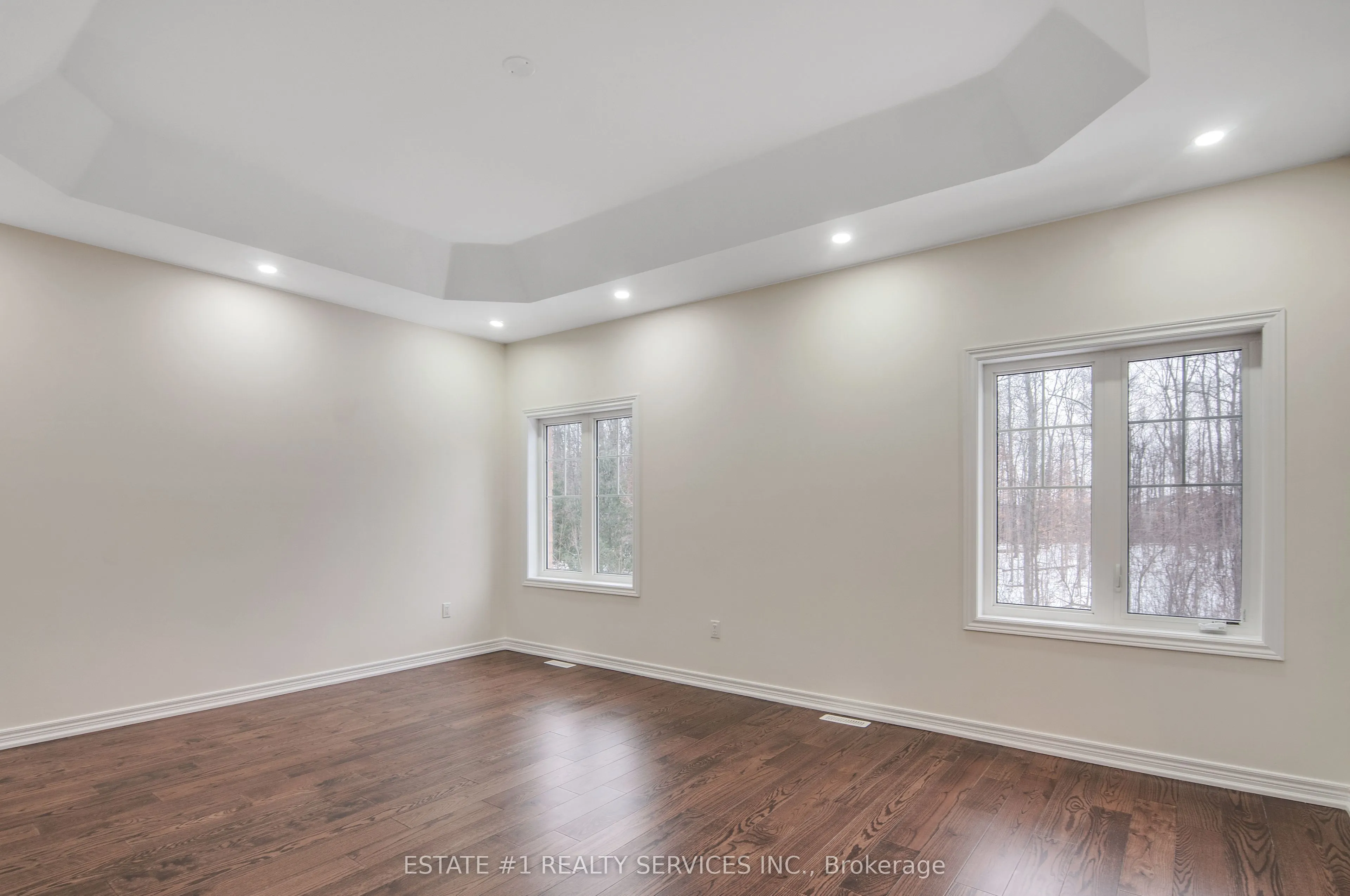 52 Haverstock Crescent