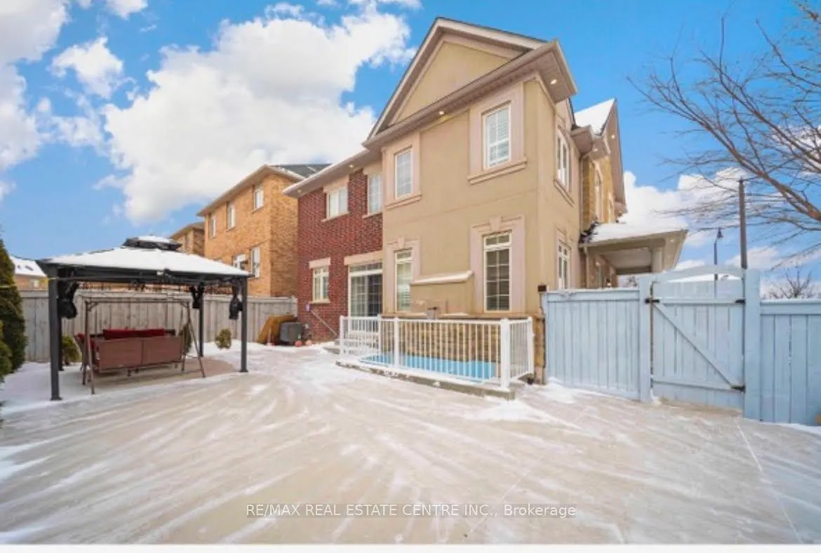 1 Sage Meadow Crescent