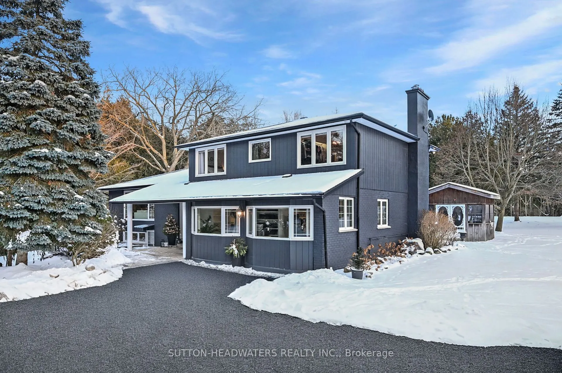 563 River Road