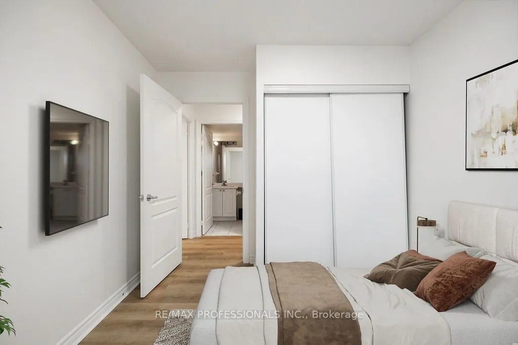 4640 Kimbermount Avenue, #801