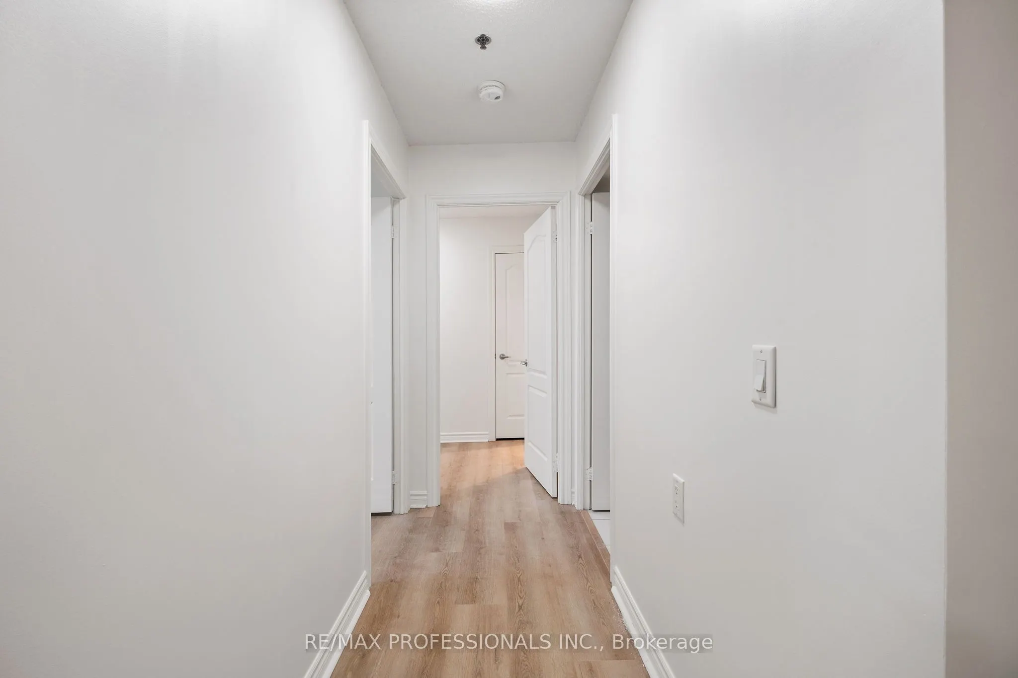 4640 Kimbermount Avenue, #801